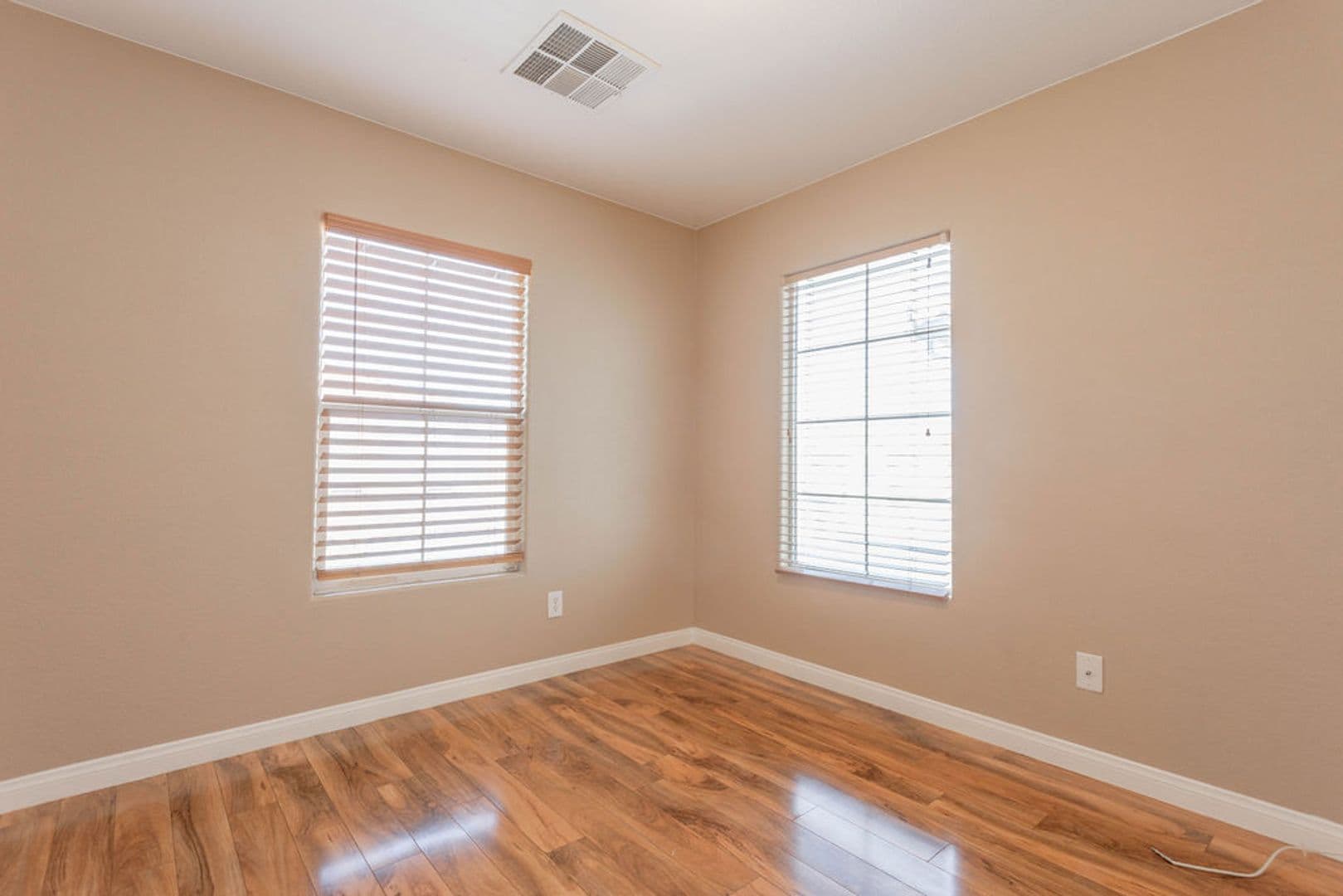Las Vegas Townhome: 6250 W Arby Ave #195