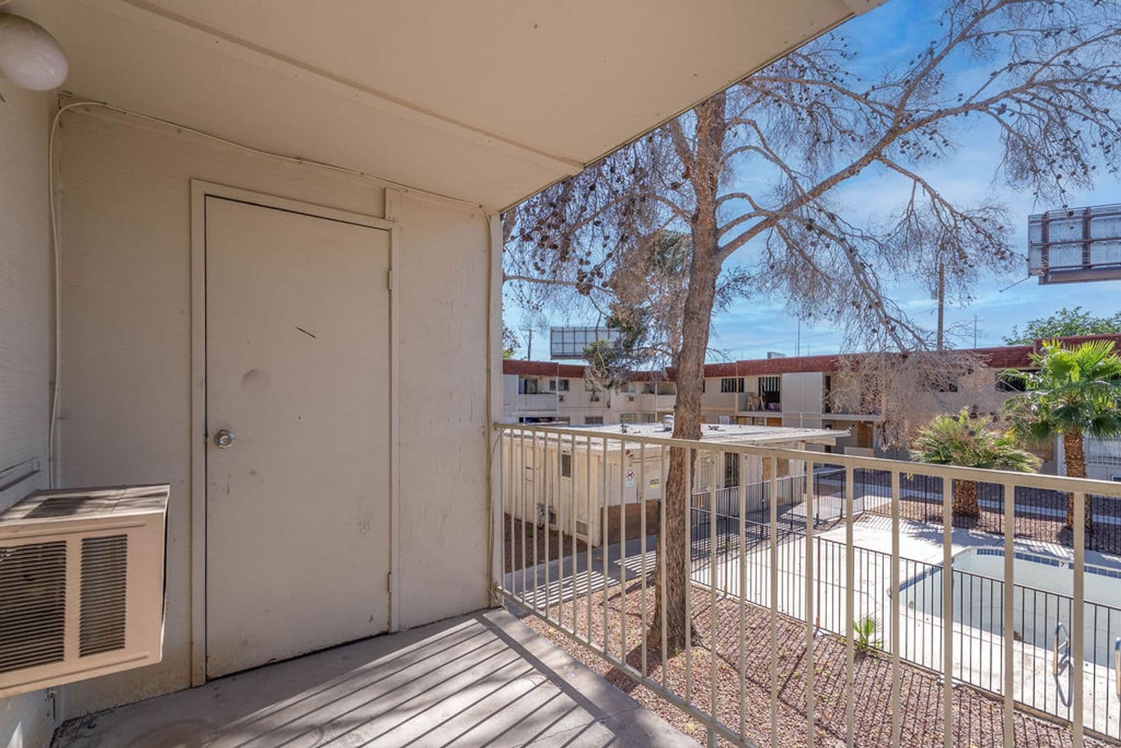 Las Vegas House: 5396 S. Swenson St #30