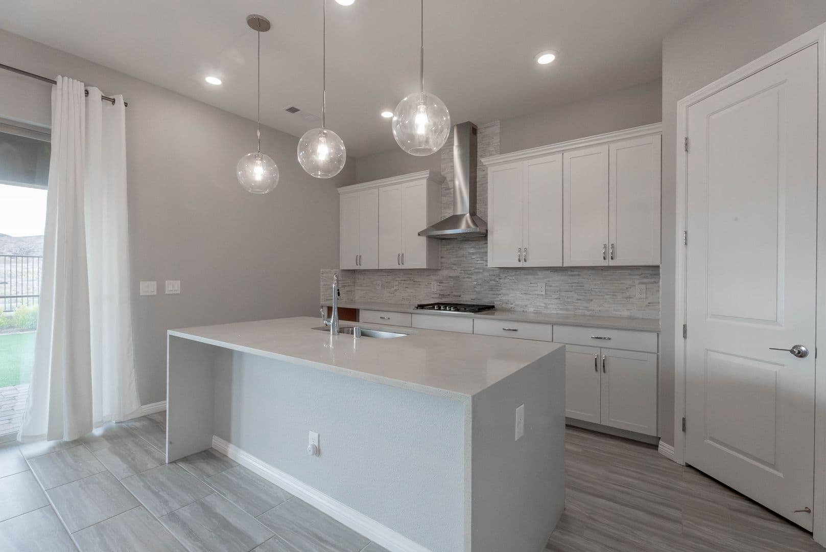 Las Vegas House: 12385 Valley Chase Ave
