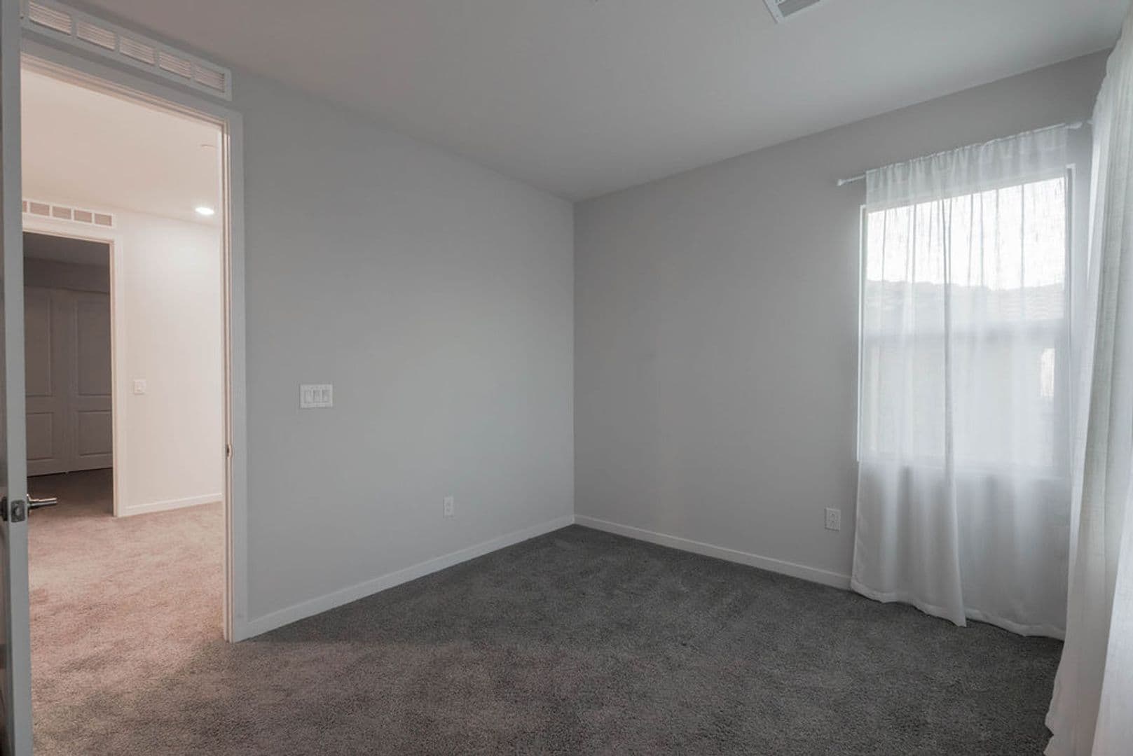 Las Vegas House: 11620 Desert Hollow Ave