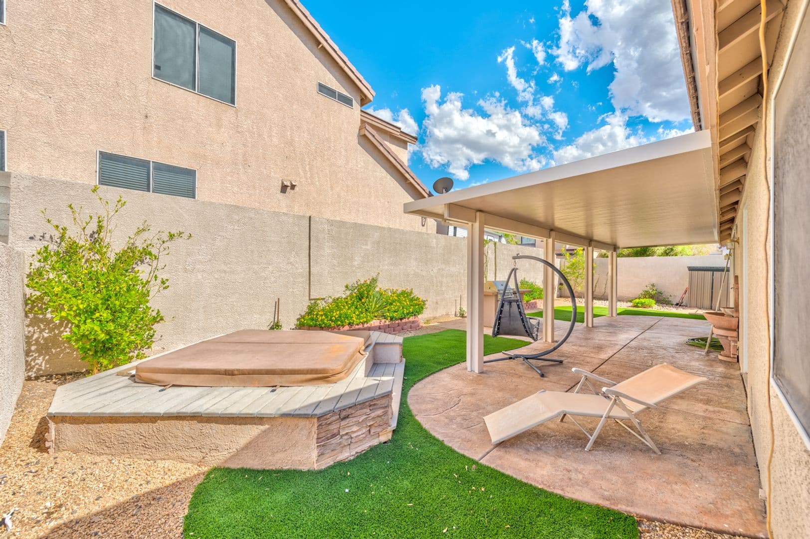 Henderson House: 84 Milicity Rd