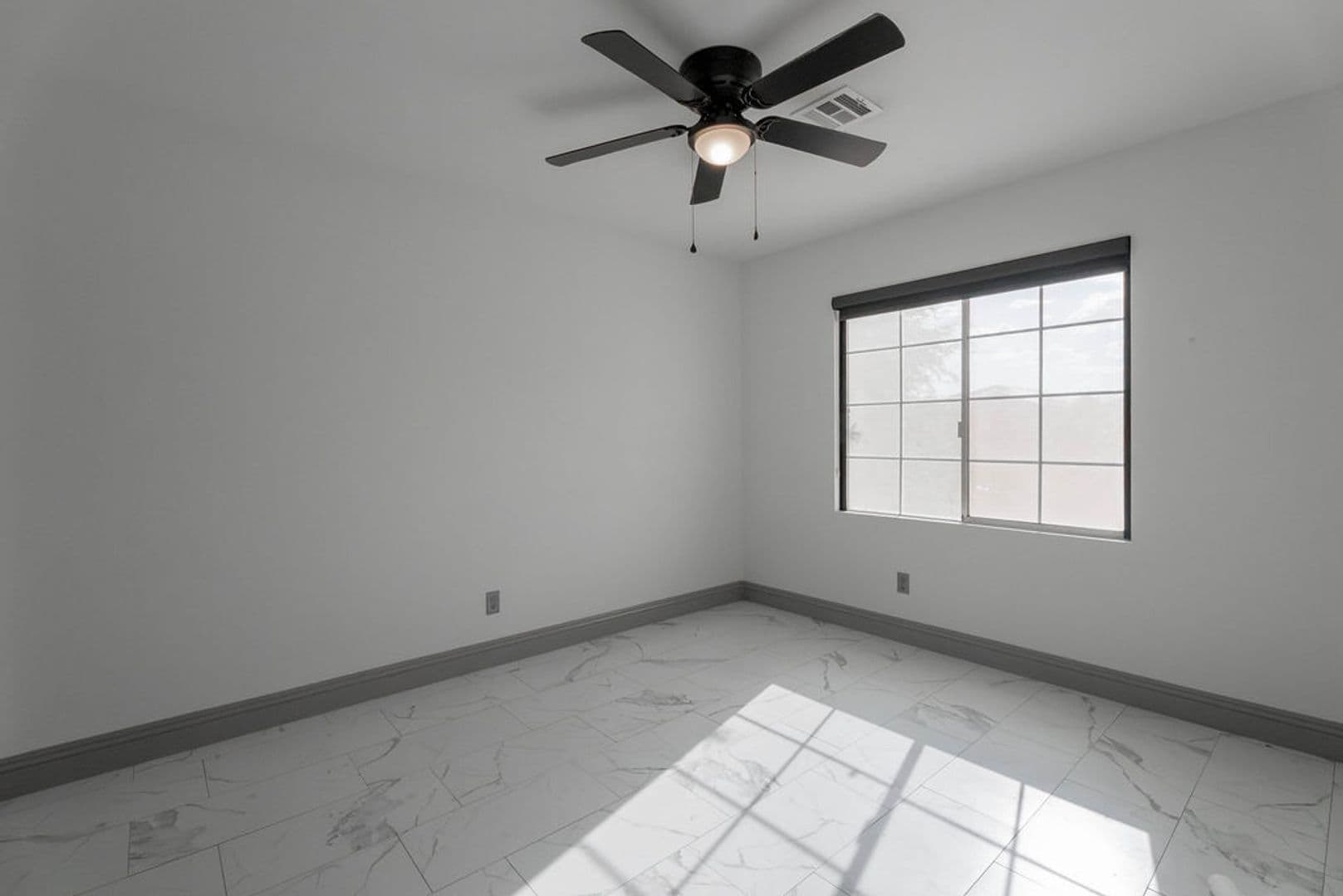 Las Vegas House: 9796 Altadena St