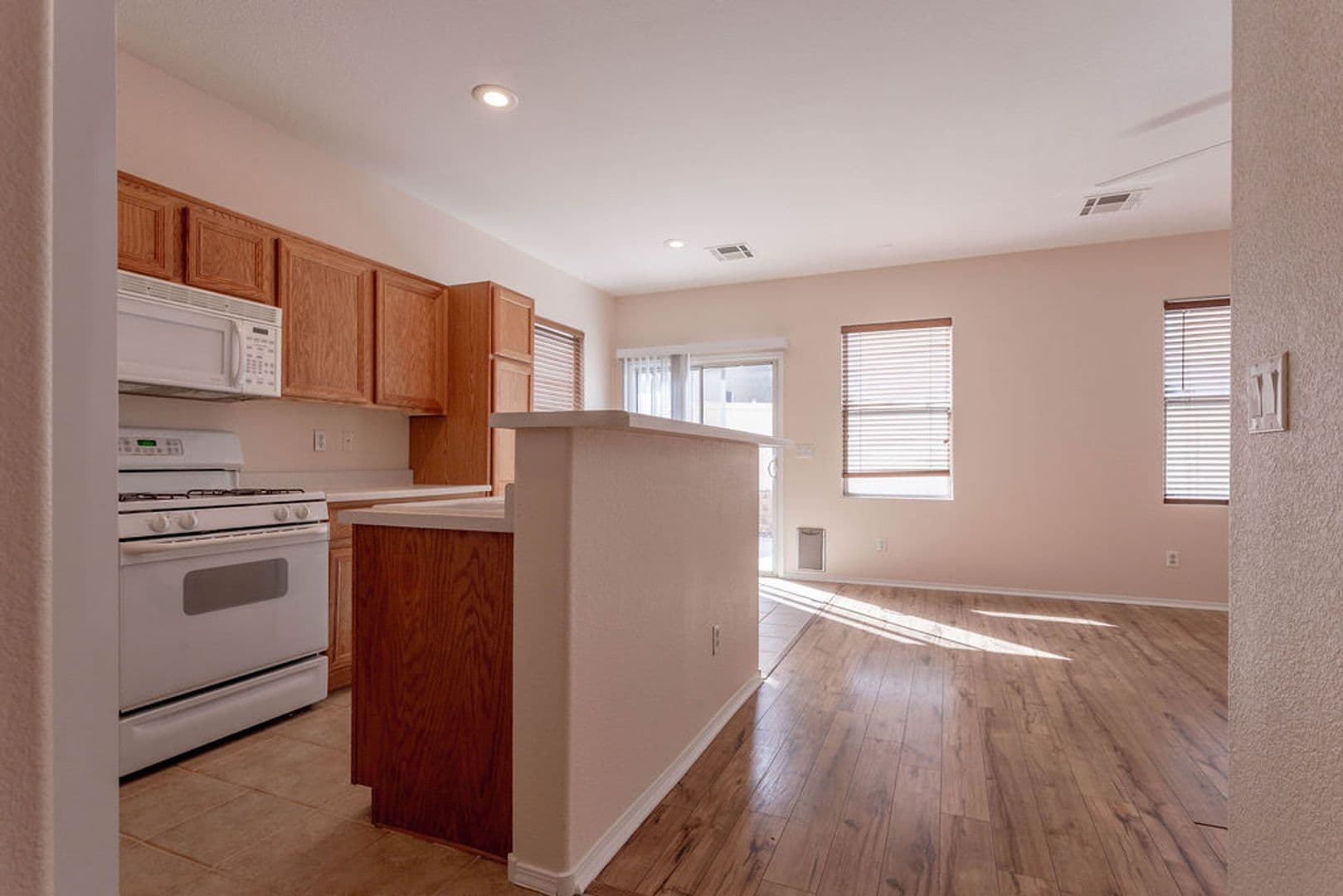 Henderson House: 6267 Castle Kennedy St