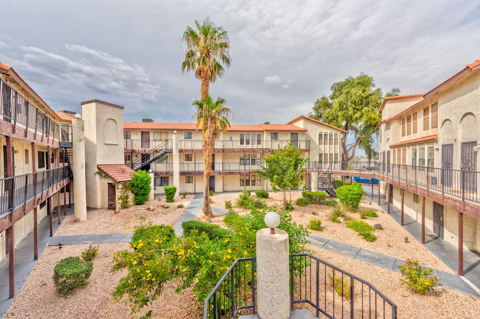Las Vegas House: 2080 Karen Ave - B63