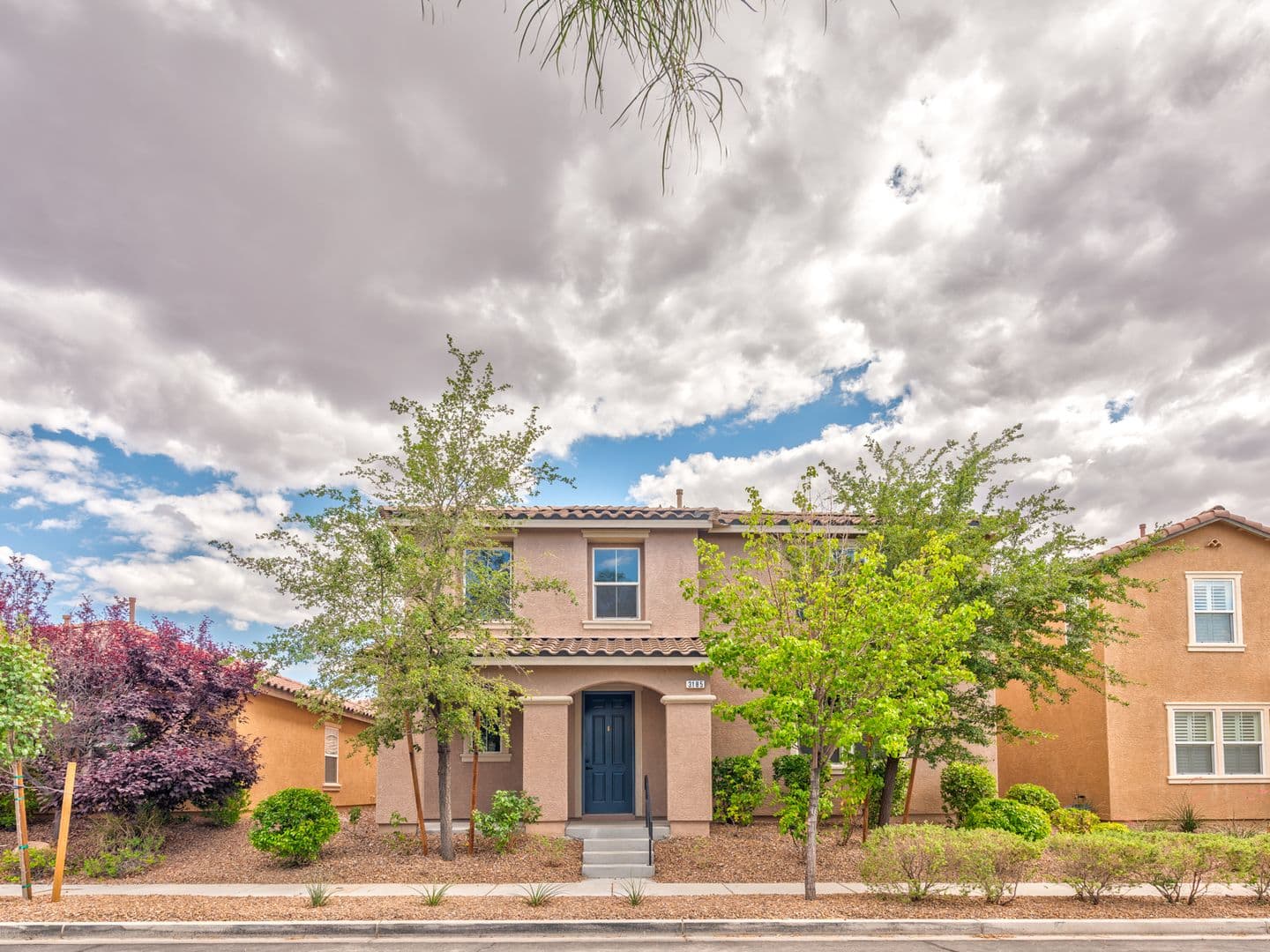 Henderson House: 3185 Sisley Garden Ave