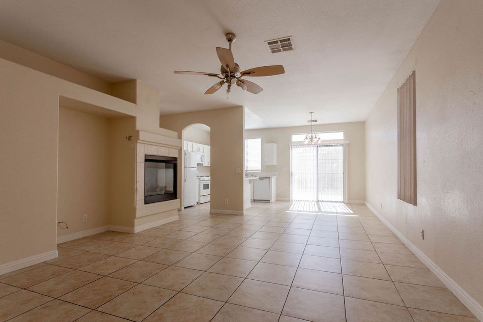 Henderson House: 1407 Hometown Ave