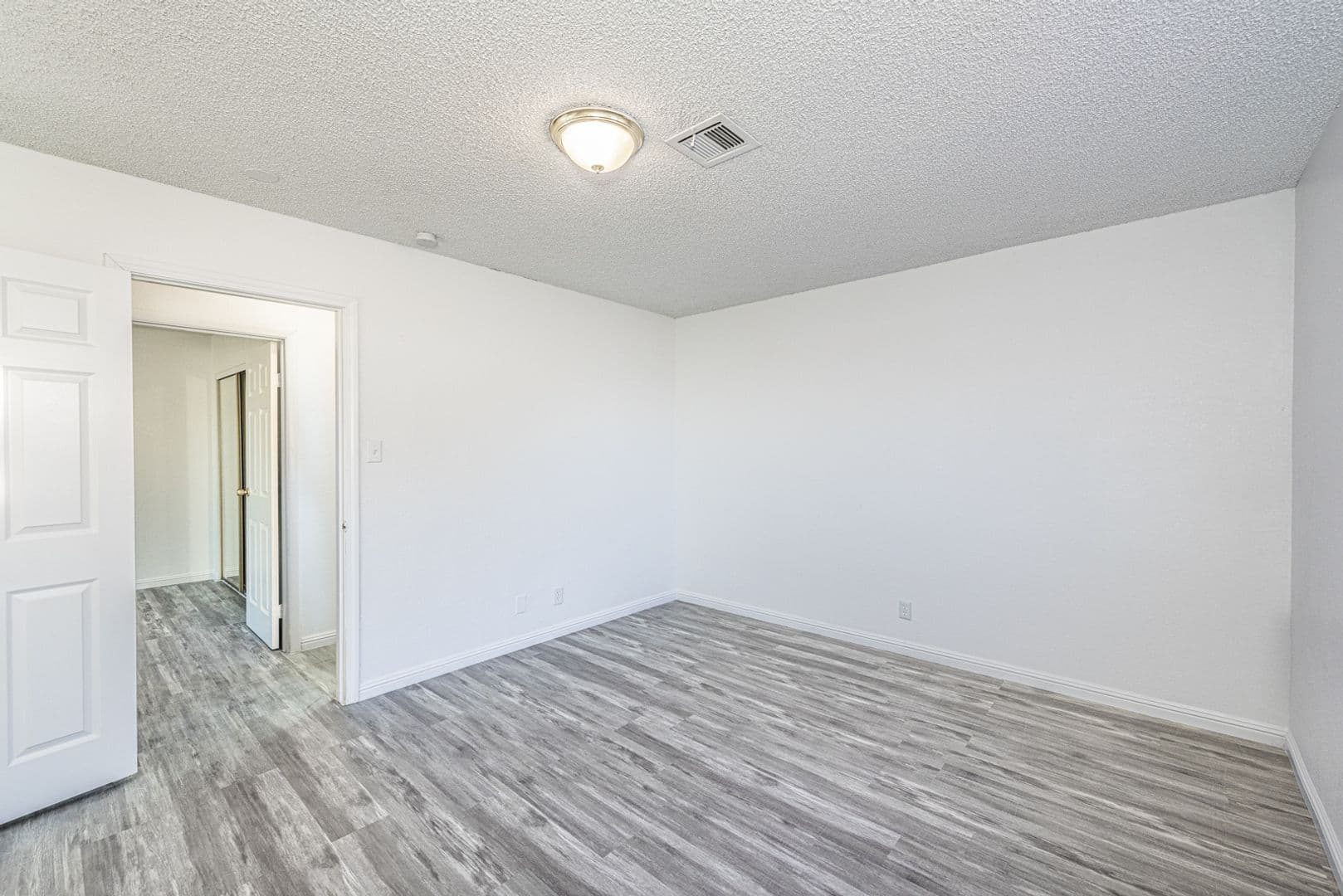 Las Vegas Apartment: 6992 Kepler Drive