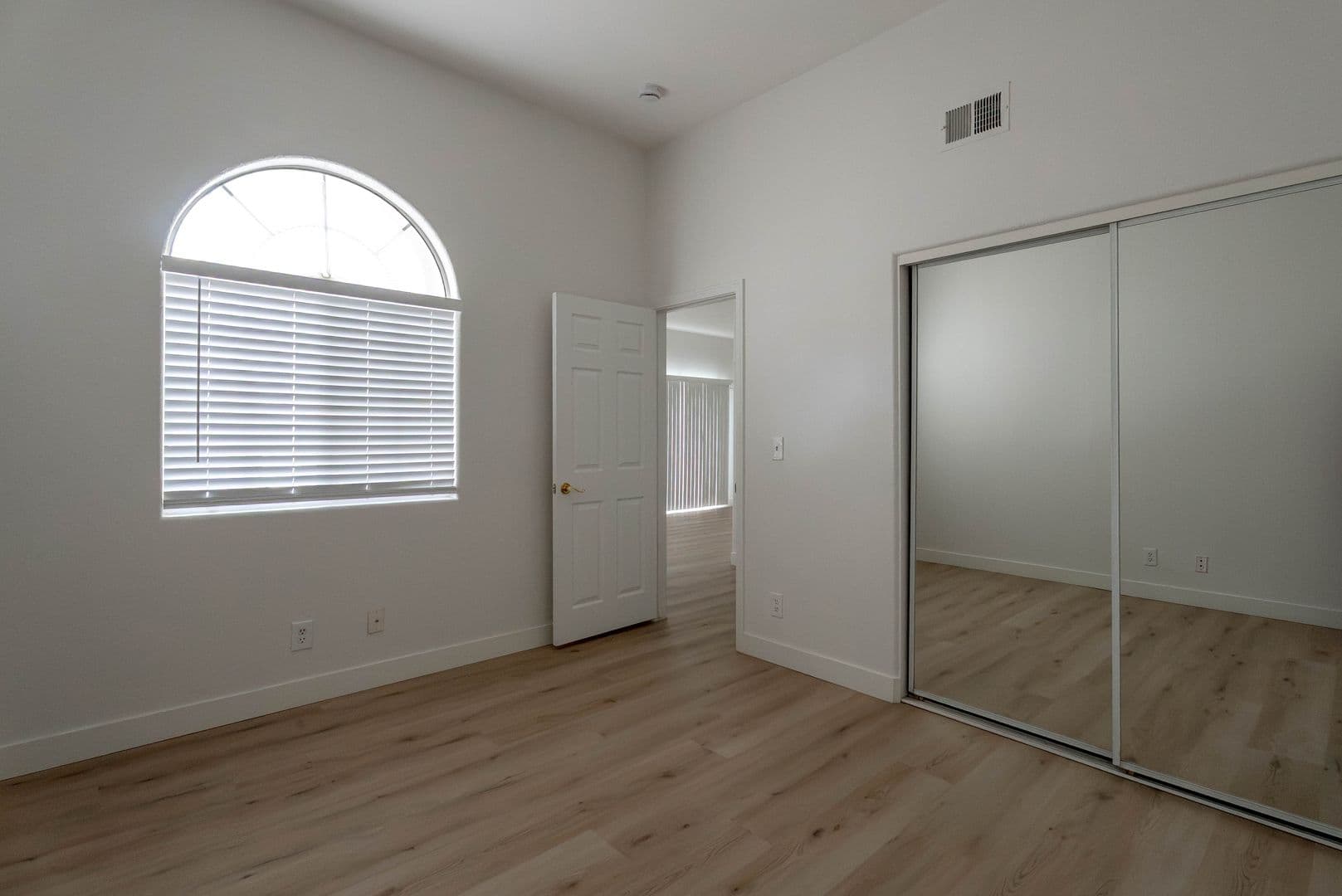 Henderson Condo: 356 Seine Way #356