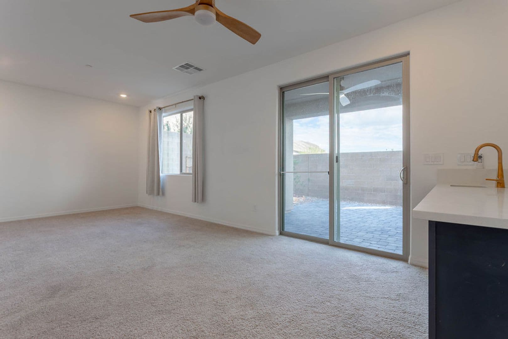 Las Vegas House: 11568 Midnight Melody Ave