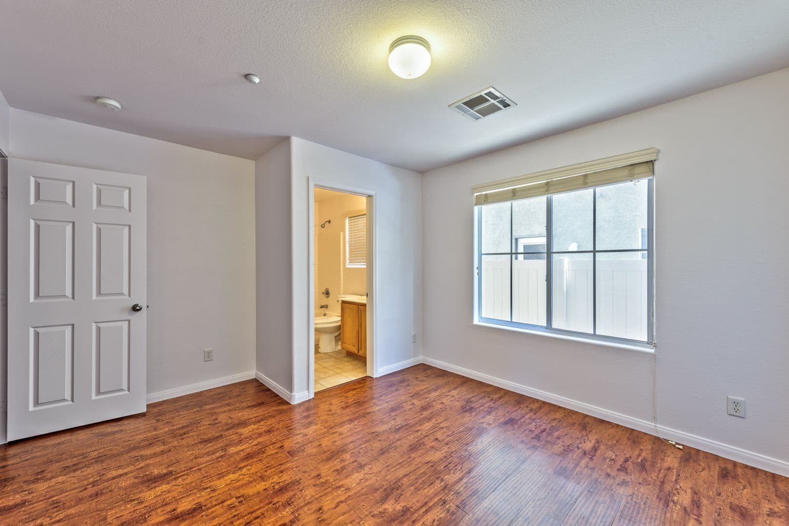 Las Vegas House: 8921 James Carl Ct