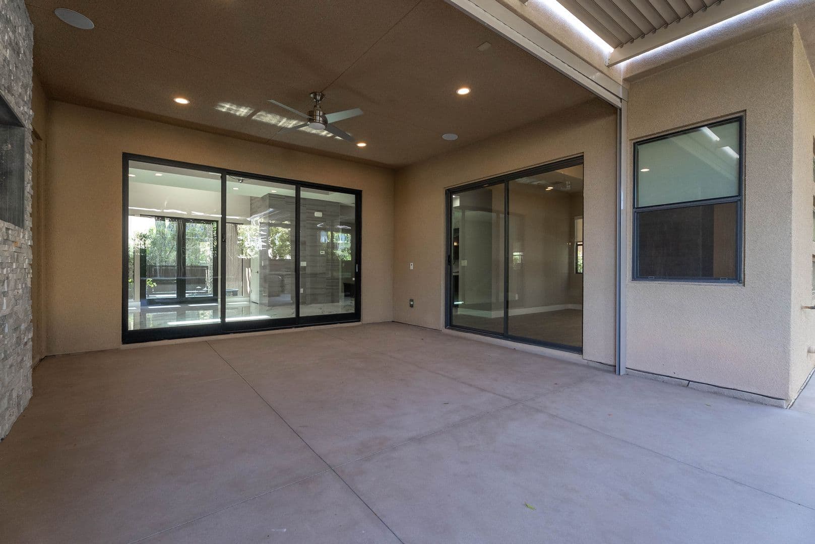 Las Vegas House: 86 Pristine Glen St