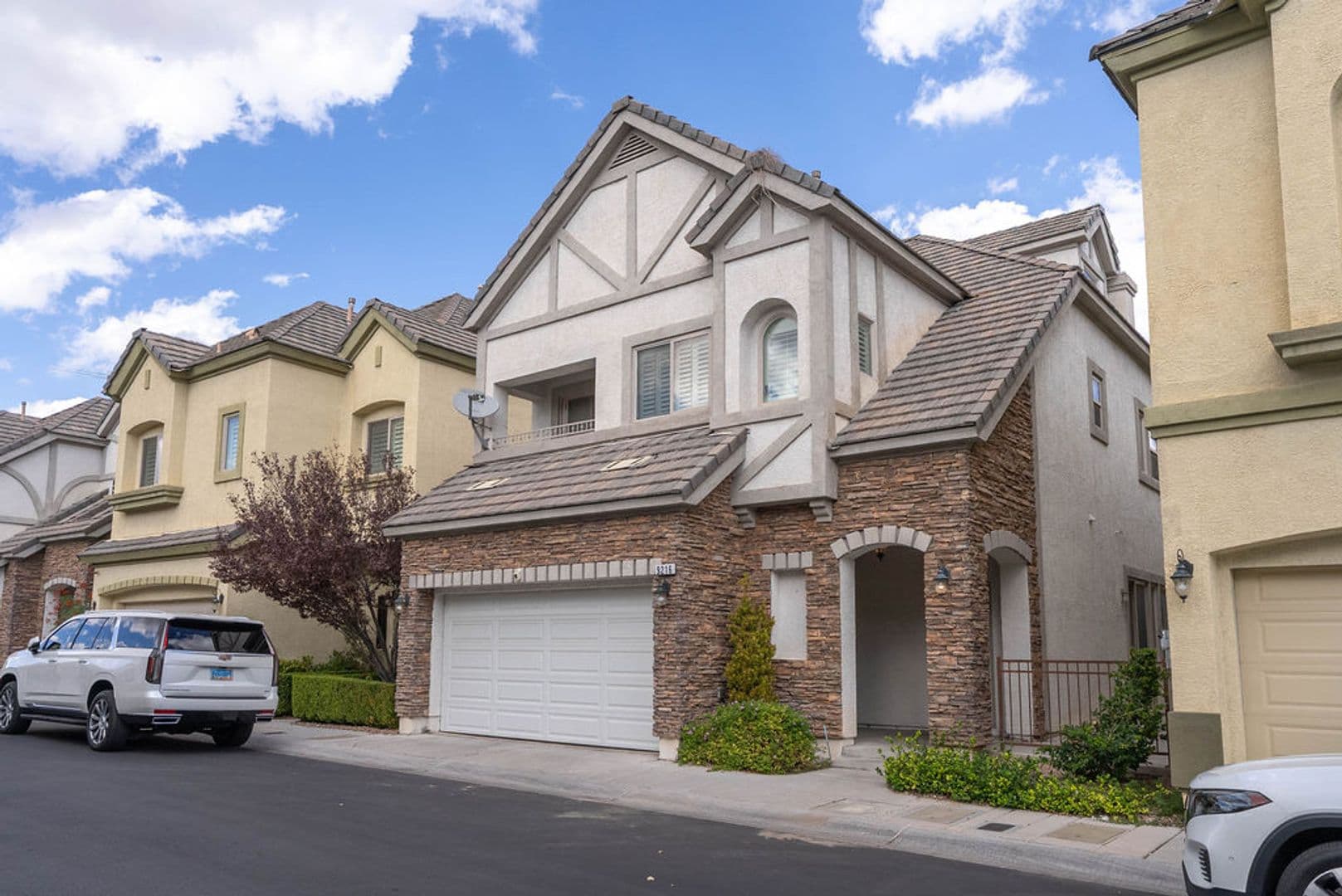 Las Vegas House: 9216 Worsley Park Pl