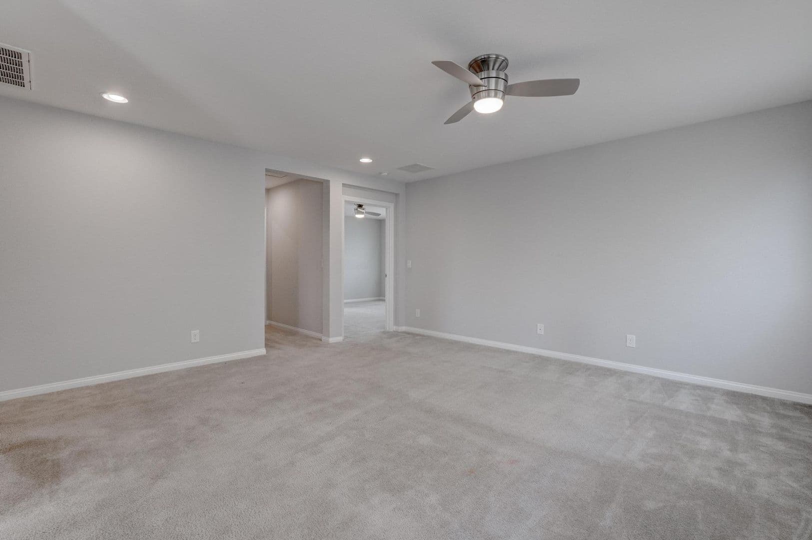 North Las Vegas House: 114 Manzanita Falls Ave