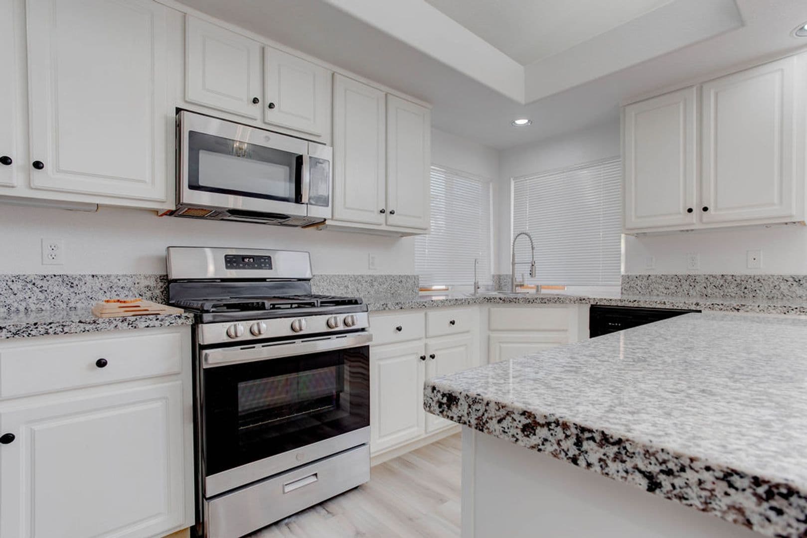Las Vegas House: 9695 Driftwood Island Ct