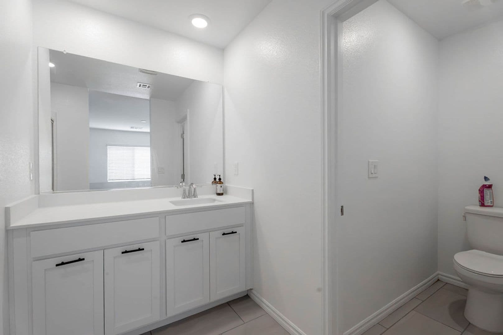 Las Vegas Townhome: 3541 Reserve Ct