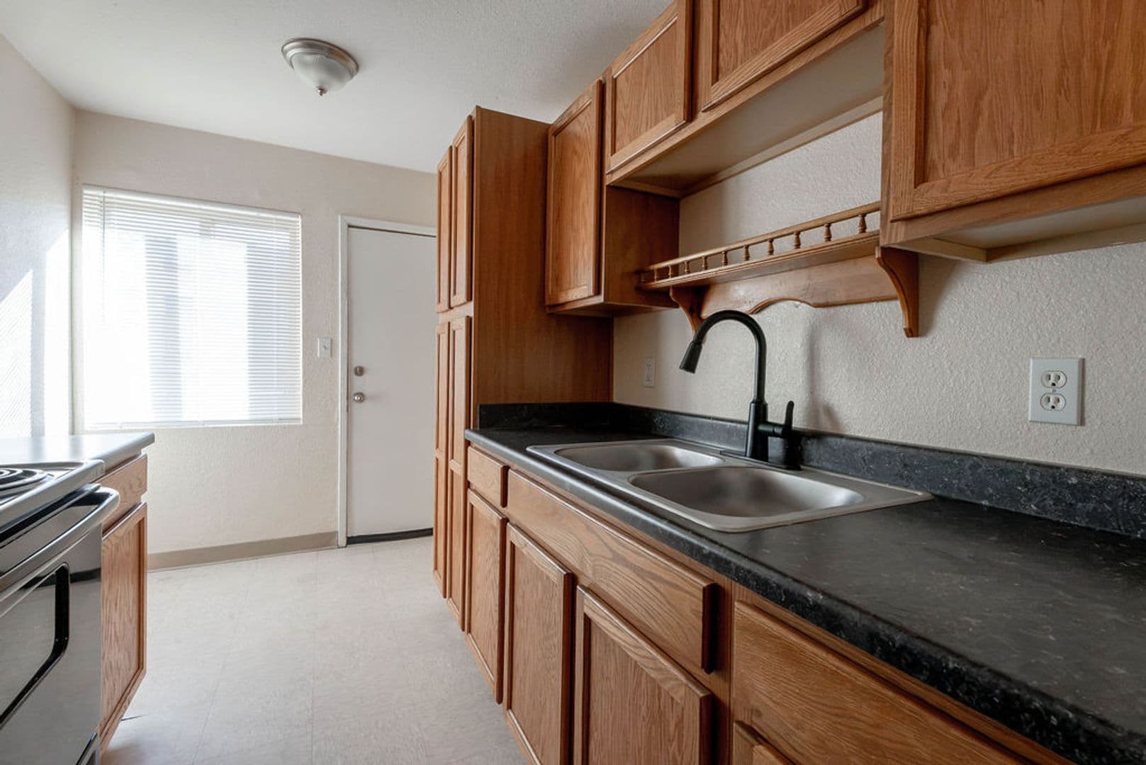 Las Vegas Apartment: 216 N 10th St