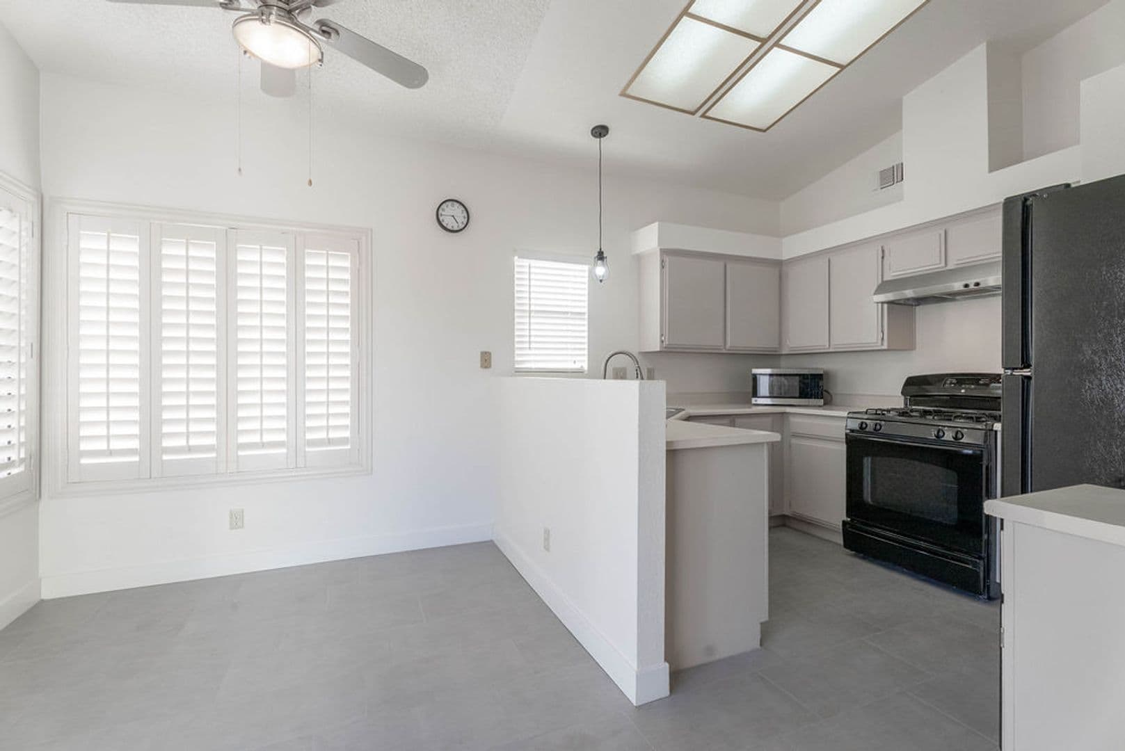Las Vegas House: 7045 Sawtooth Dr