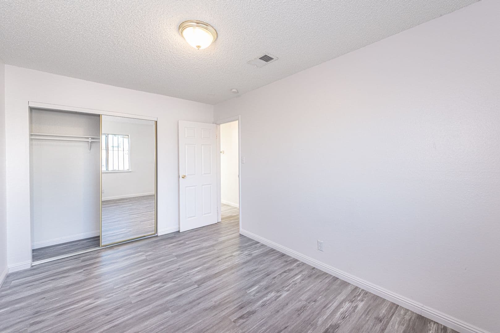 Las Vegas Apartment: 6992 Kepler Drive