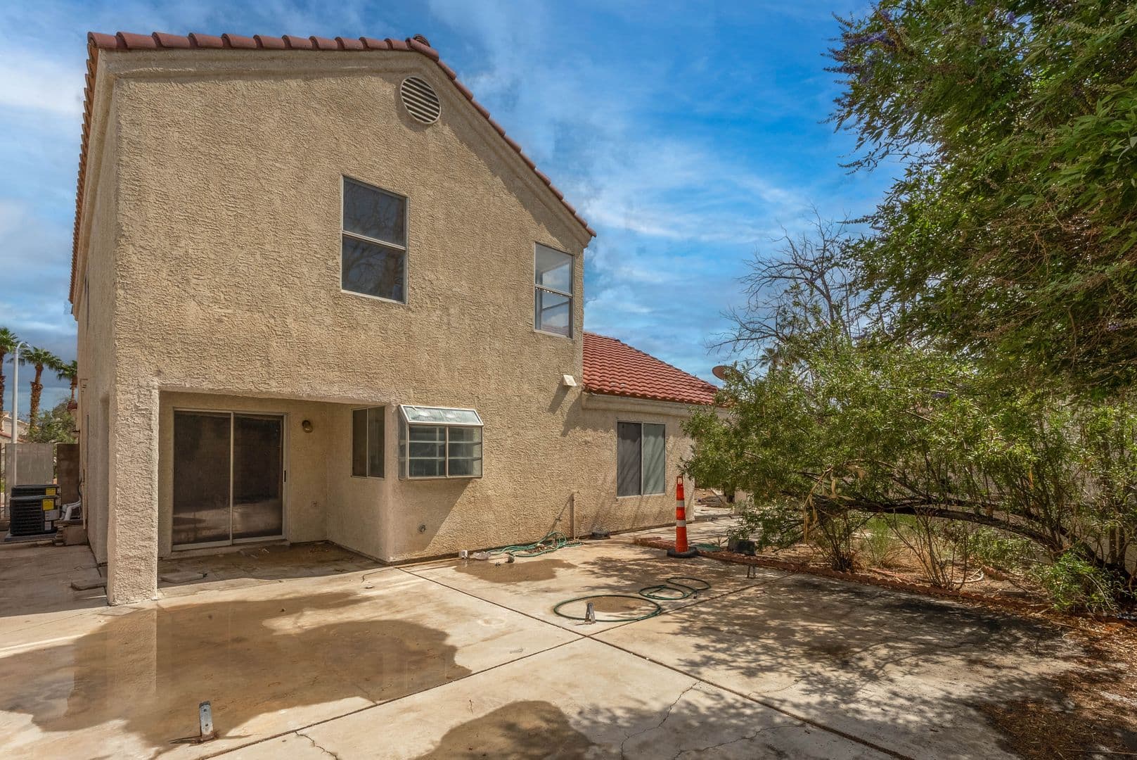 Henderson House: 2118 Fountain Springs Dr