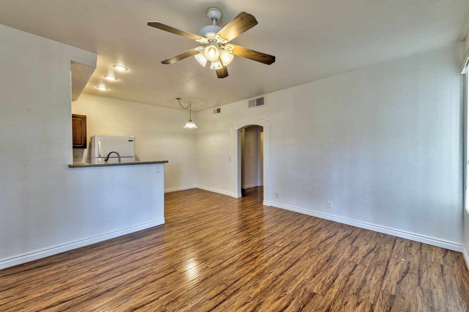 Henderson Condo: 2201 Ramsgate Dr #118
