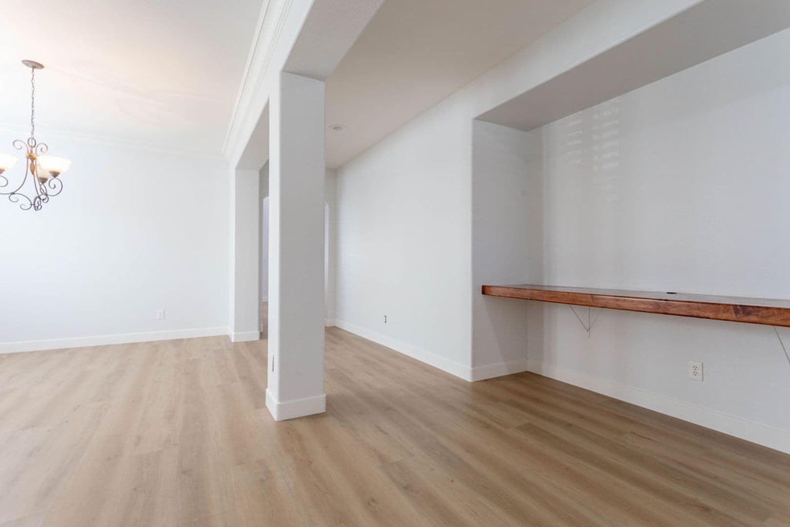 Las Vegas House: 9122 Sendero Ave