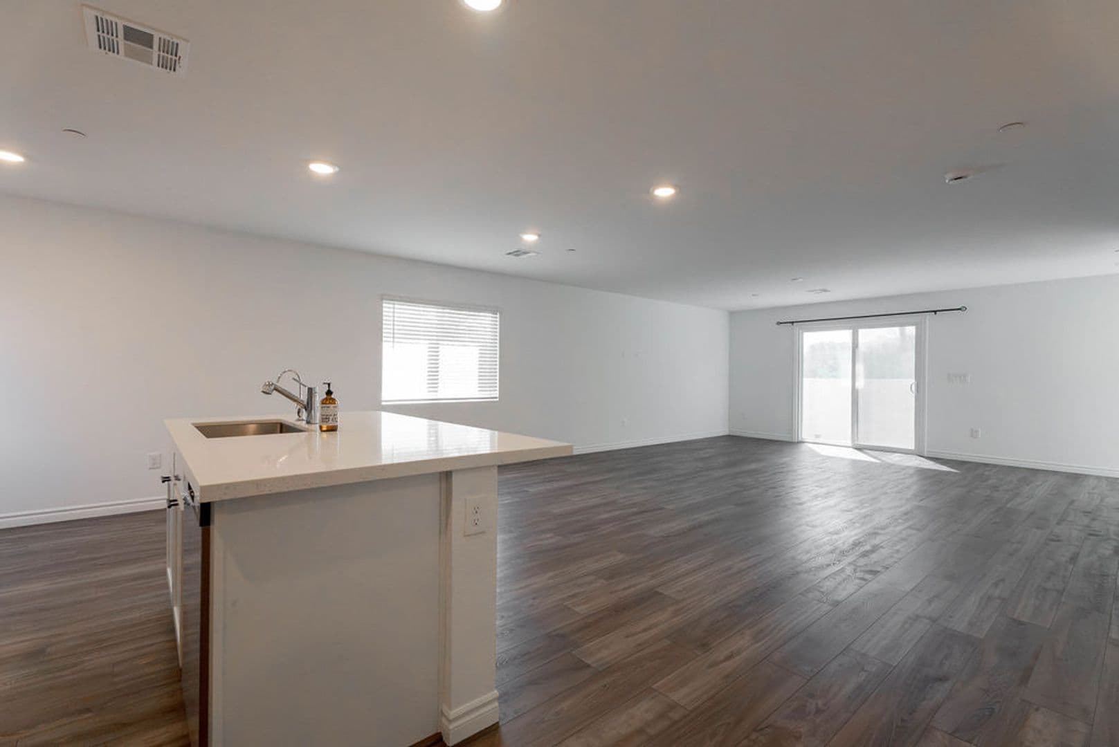 Las Vegas Townhome: 3541 Reserve Ct