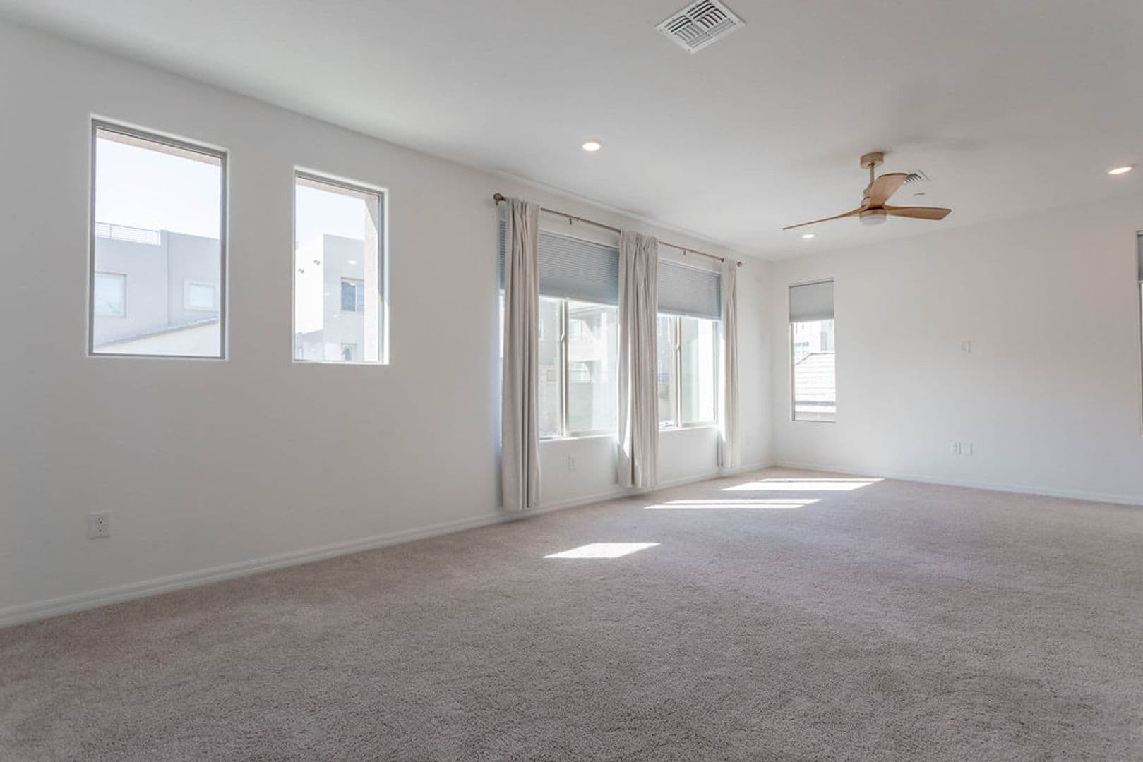 Las Vegas House: 11568 Midnight Melody Ave