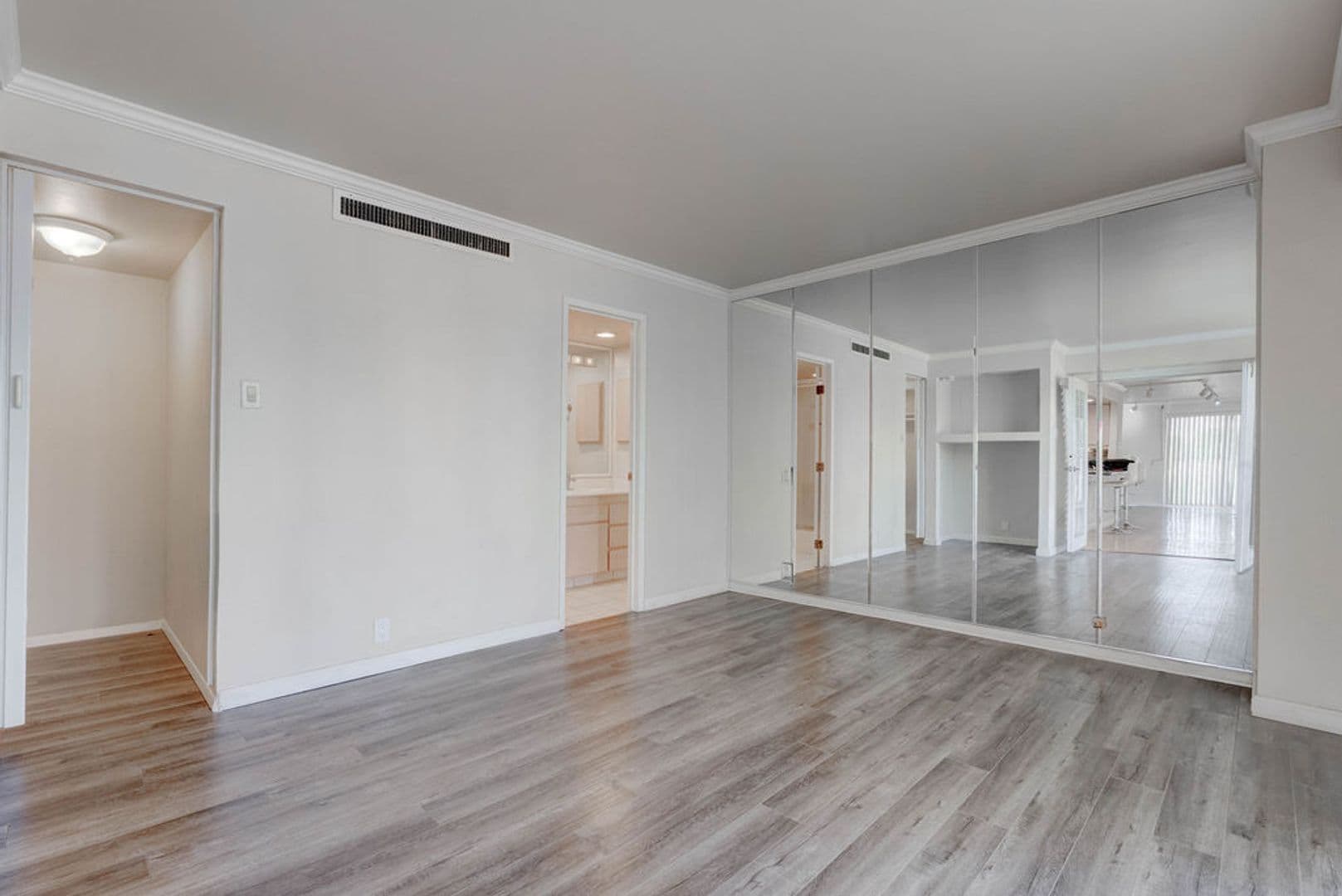 Las Vegas Condo: 3111 Bel Air Drive Apt. 3A