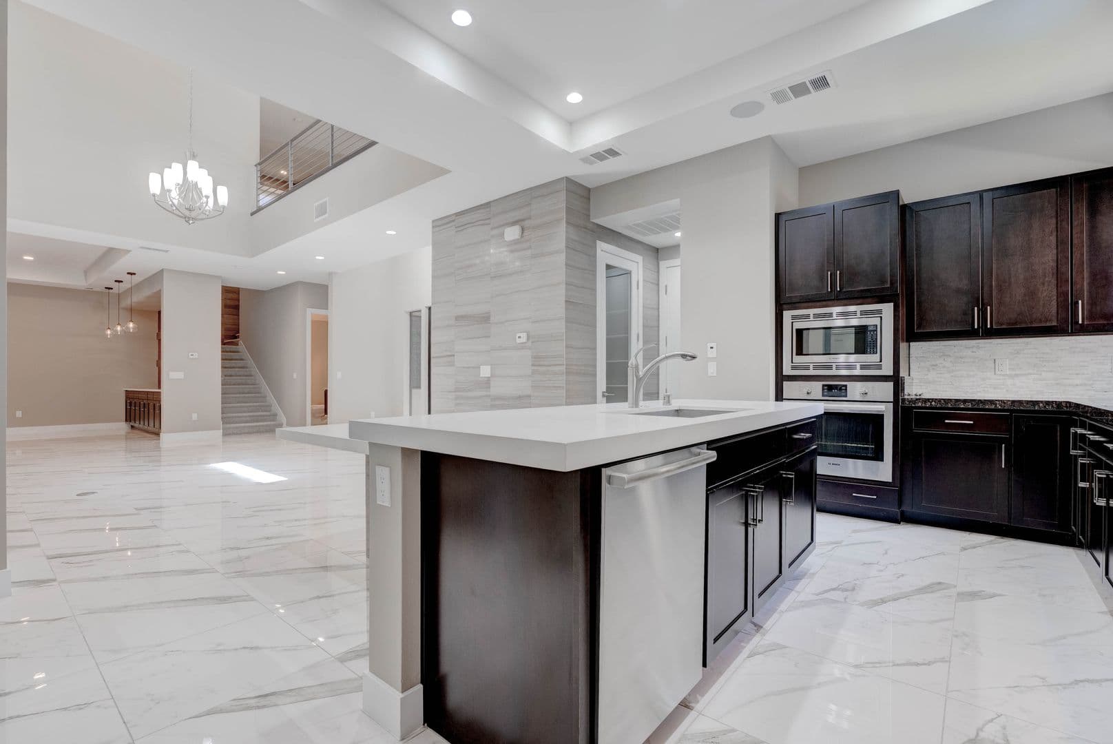 Las Vegas House: 86 Pristine Glen St