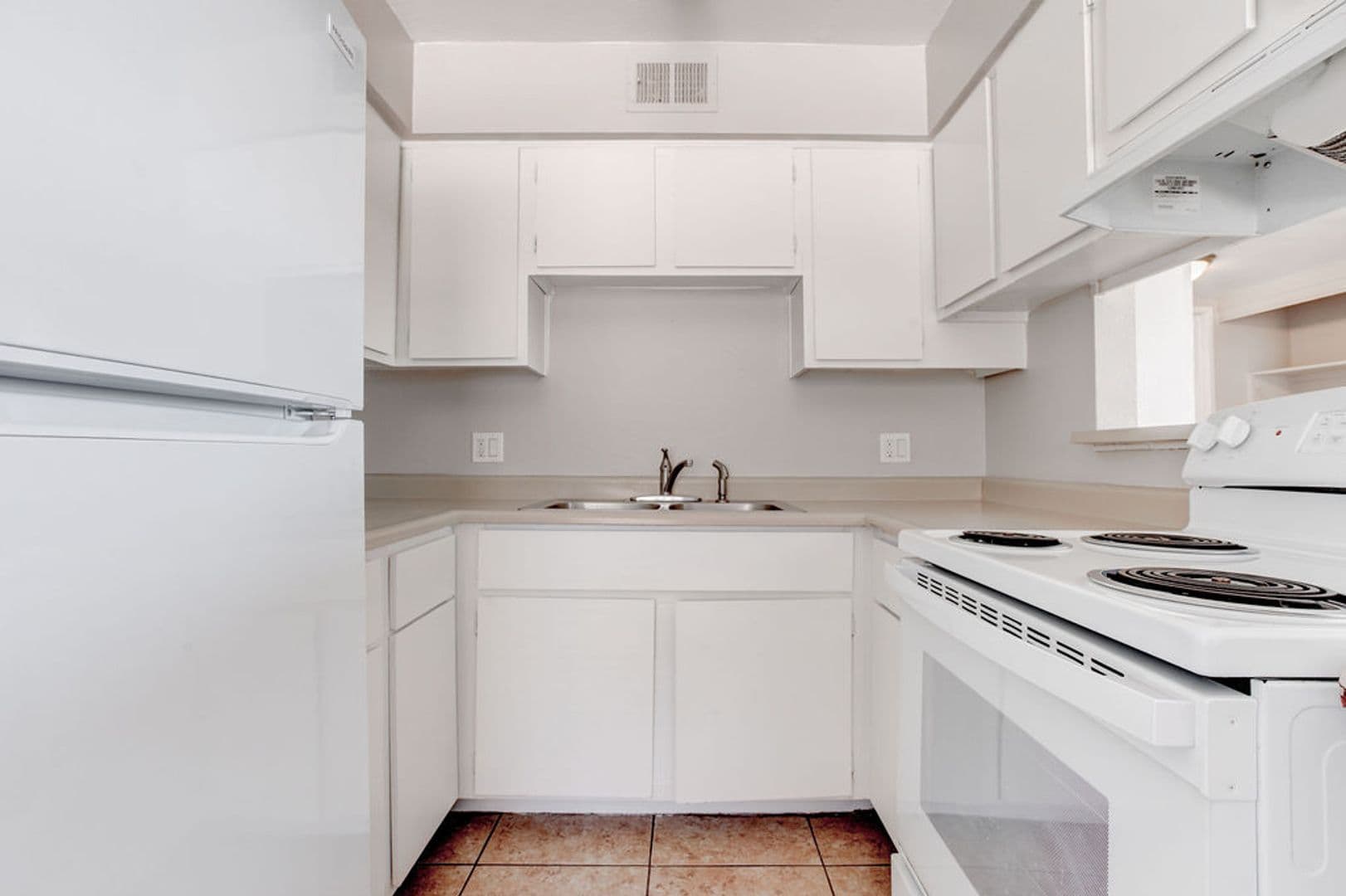 Las Vegas Apartment: 1810 Bartoli Dr