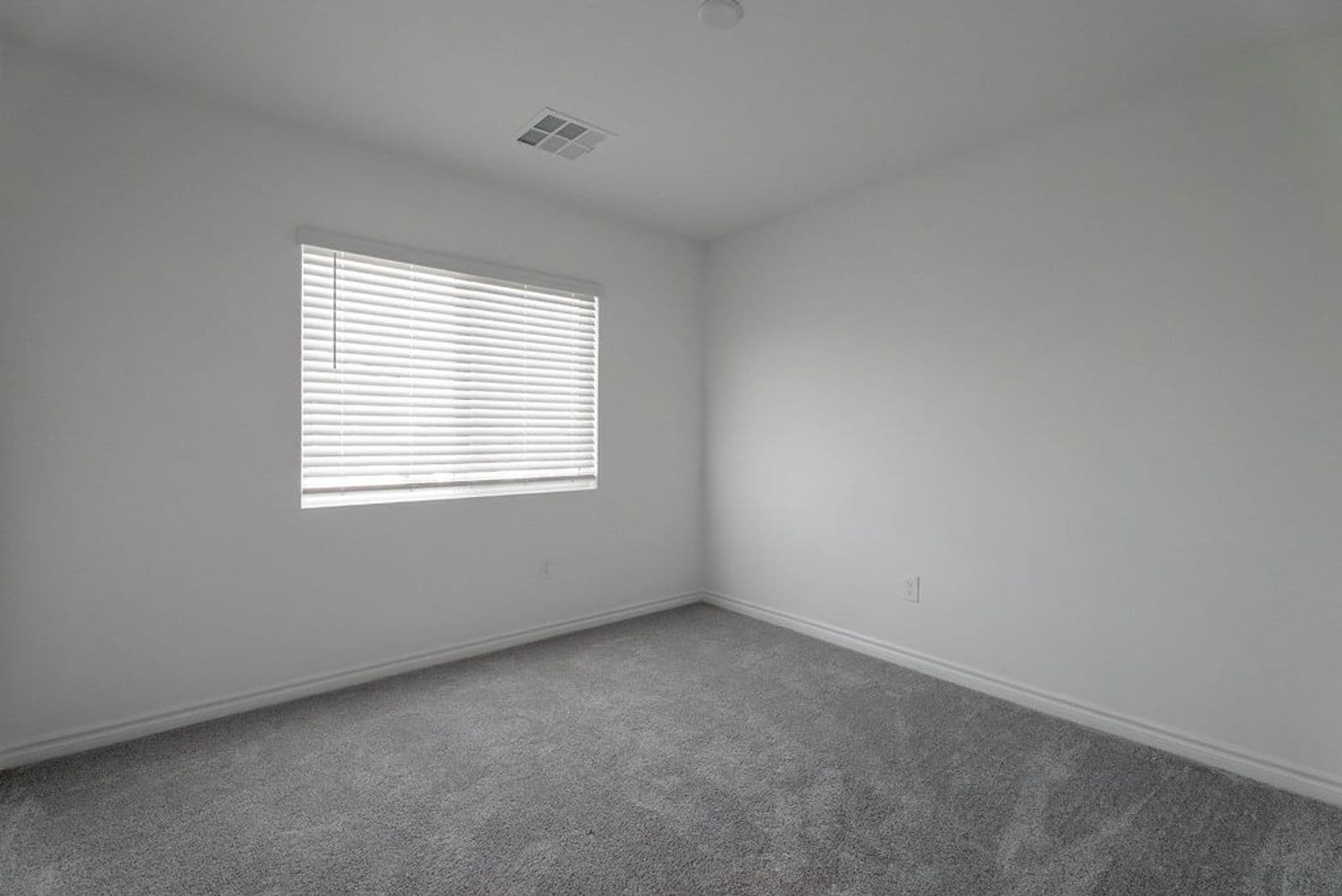 Las Vegas Townhome: 3541 Reserve Ct
