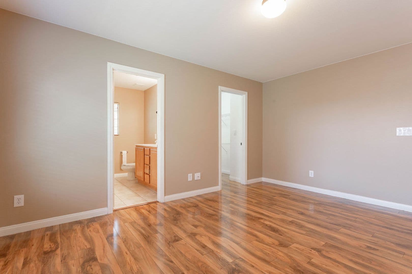 Las Vegas Townhome: 6250 W Arby Ave #195