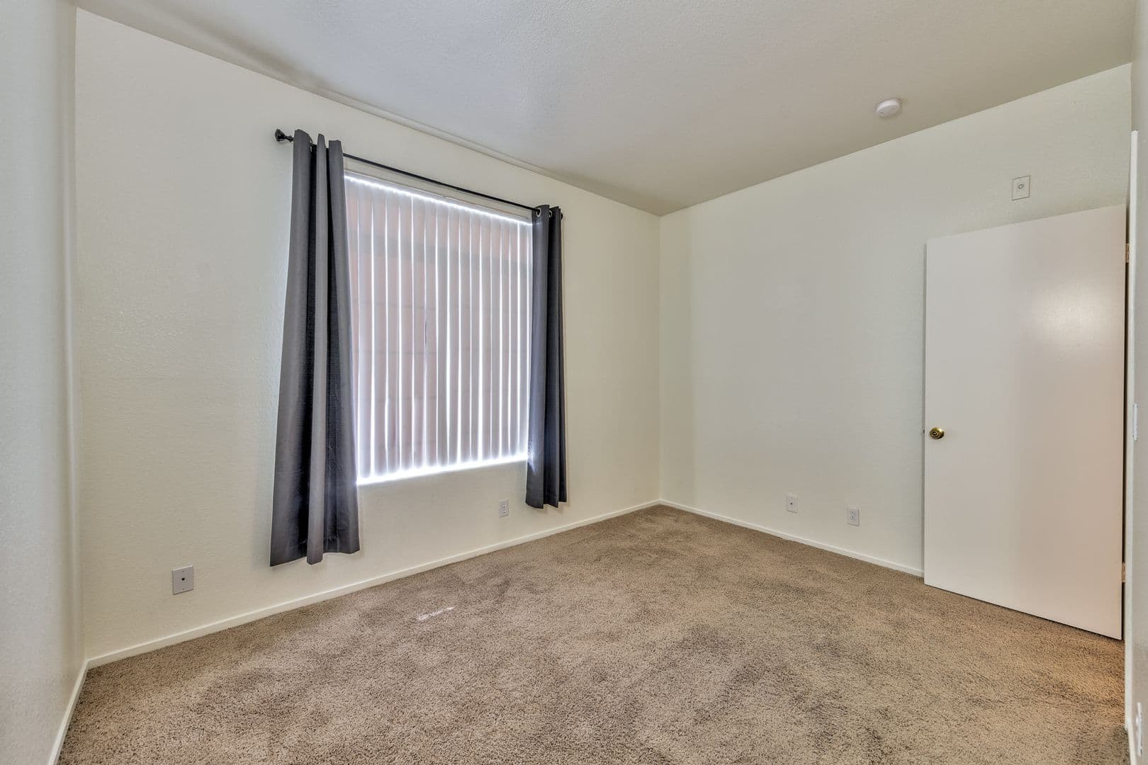 Henderson Condo: 2201 Ramsgate Dr #118