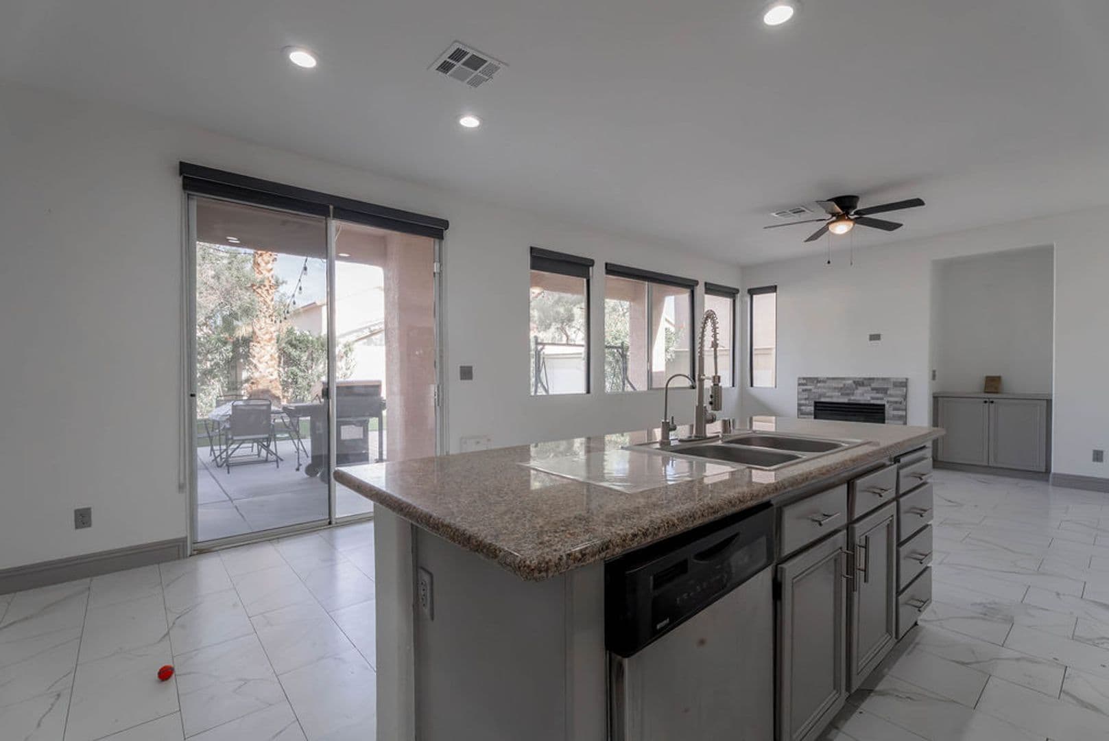 Las Vegas House: 9796 Altadena St