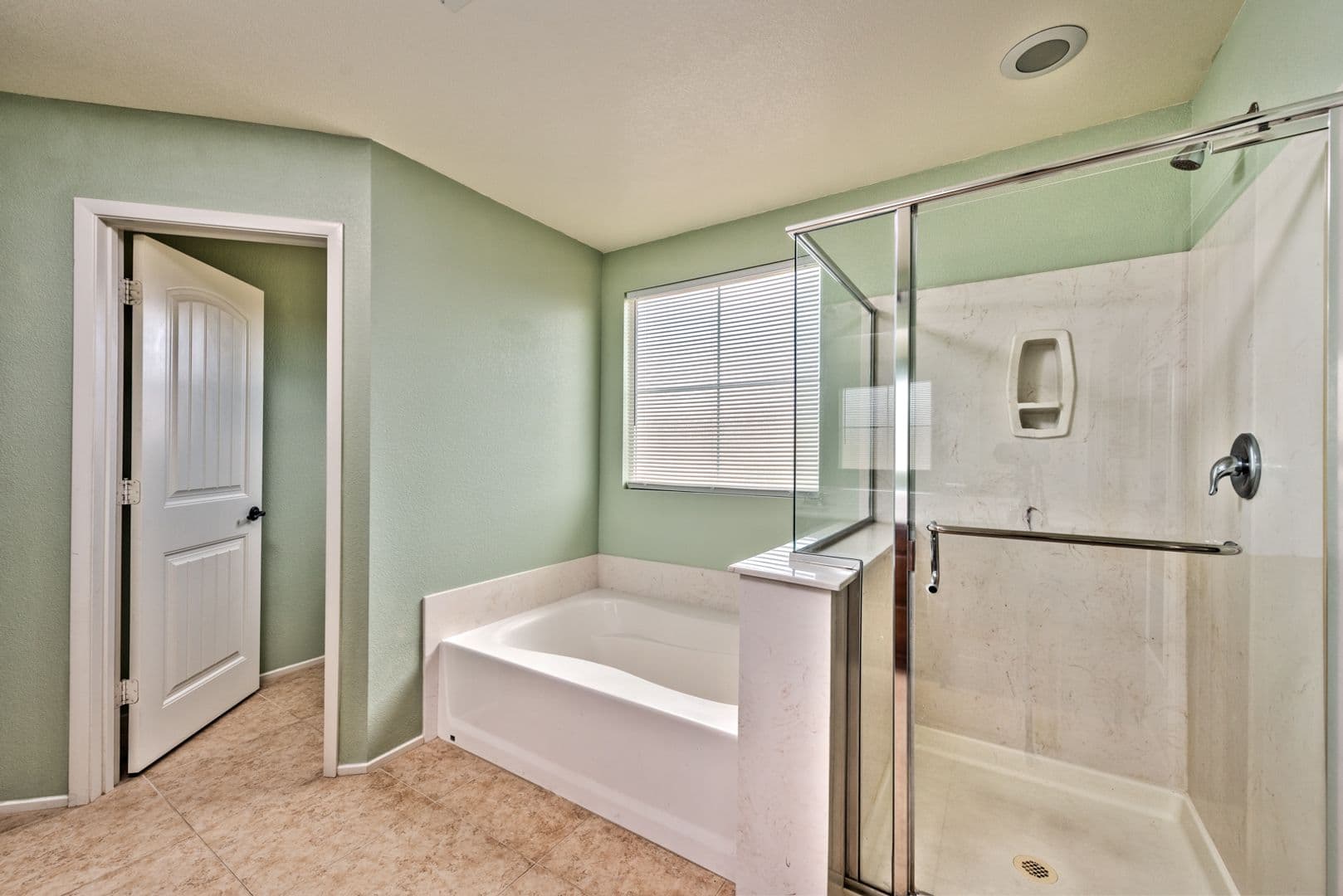 Henderson House: 3185 Sisley Garden Ave