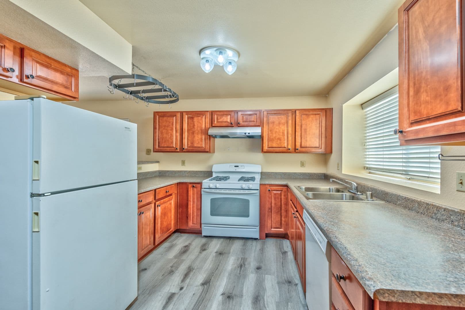 Las Vegas House: 2022 Crowley Way