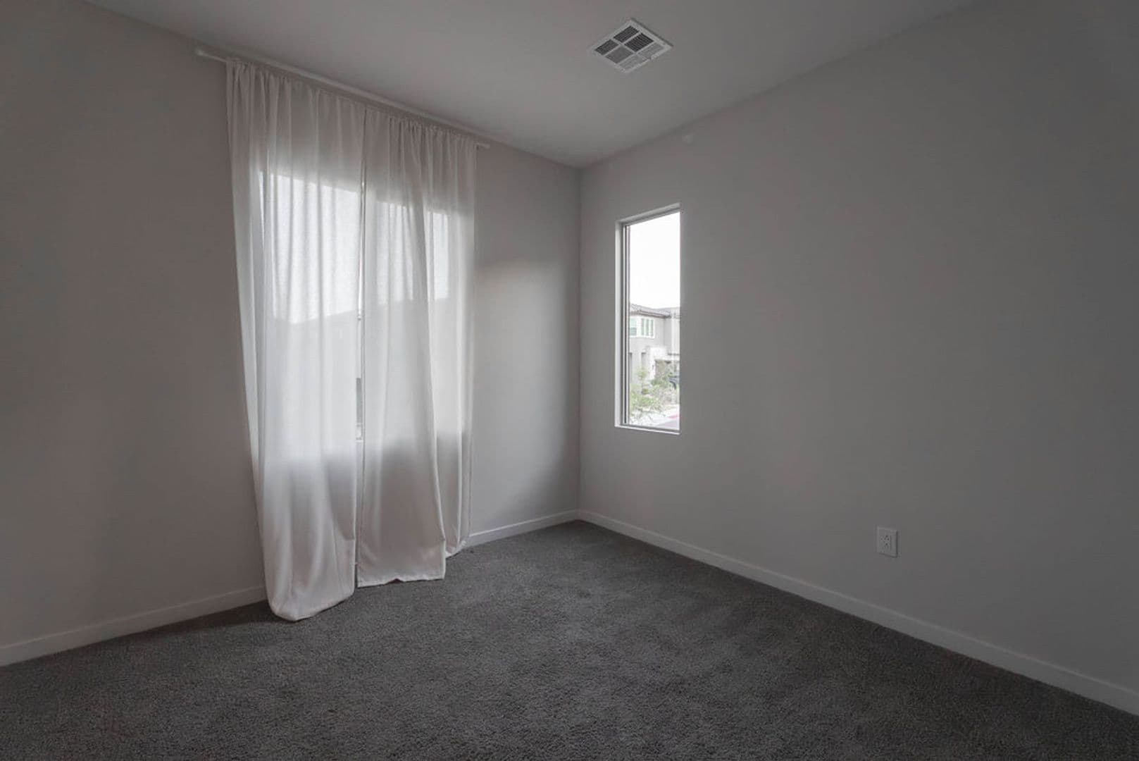 Las Vegas House: 11620 Desert Hollow Ave
