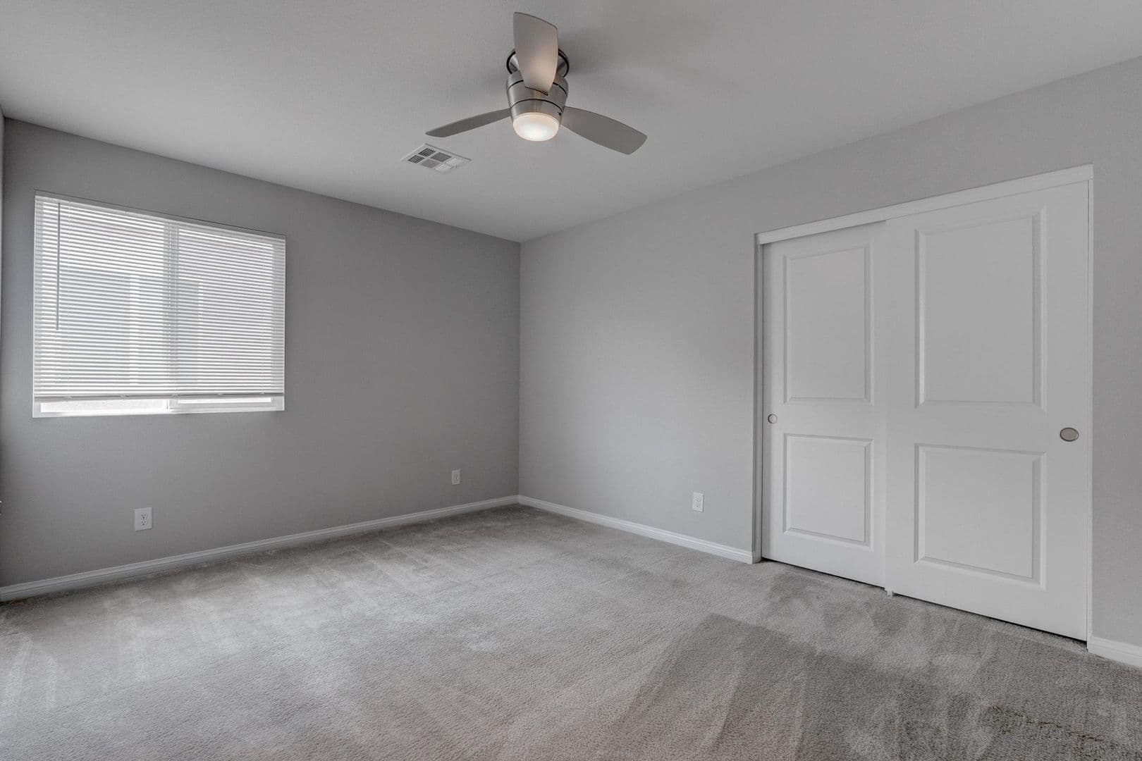 North Las Vegas House: 114 Manzanita Falls Ave