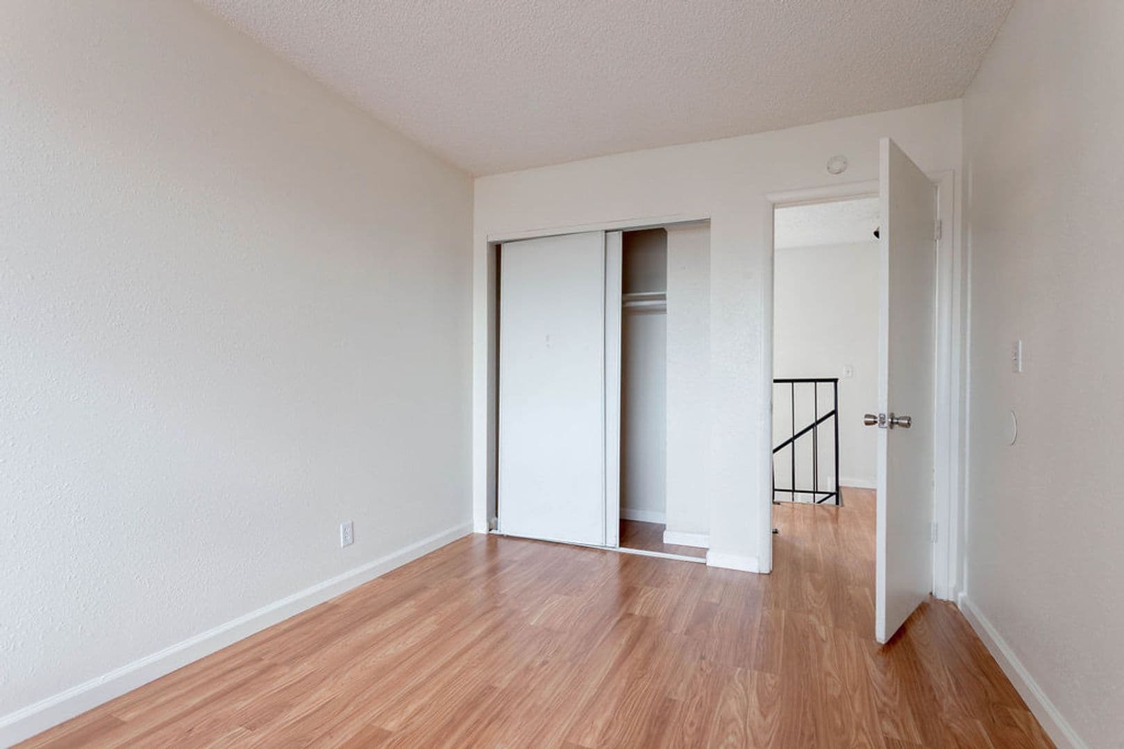 Las Vegas Townhome: 4362 Caliente St #15