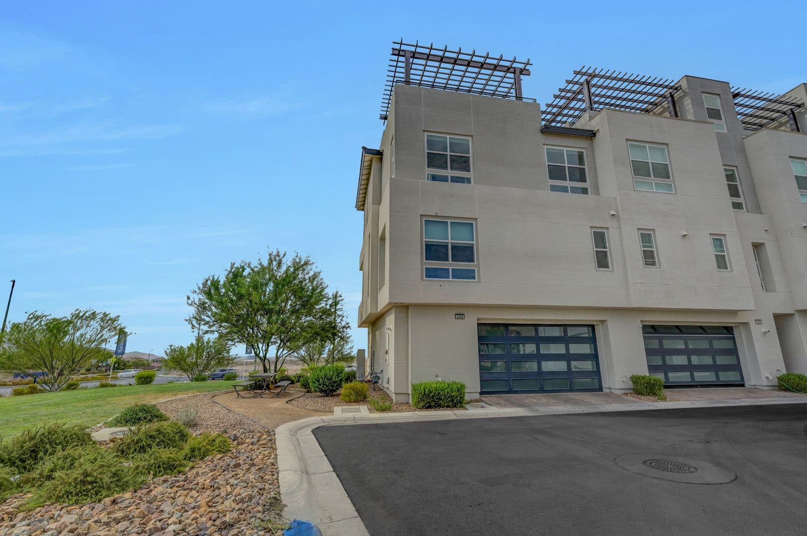 Henderson Townhome: 3348 Esker Ridge Ave