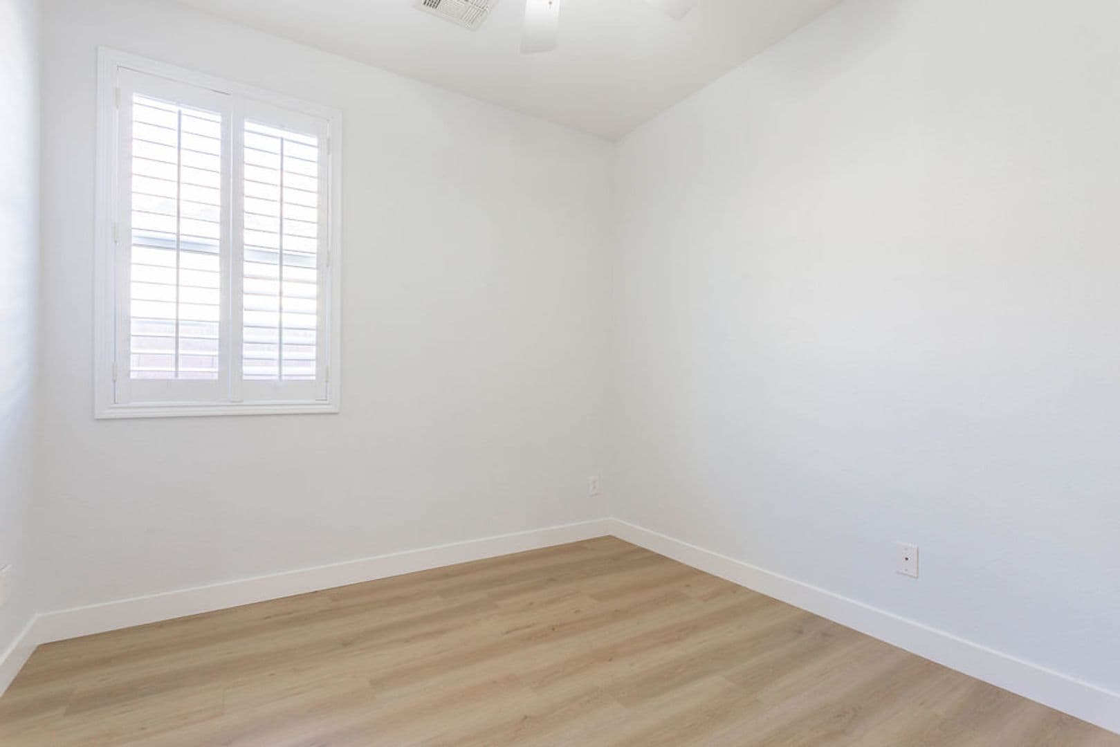 Las Vegas House: 9122 Sendero Ave