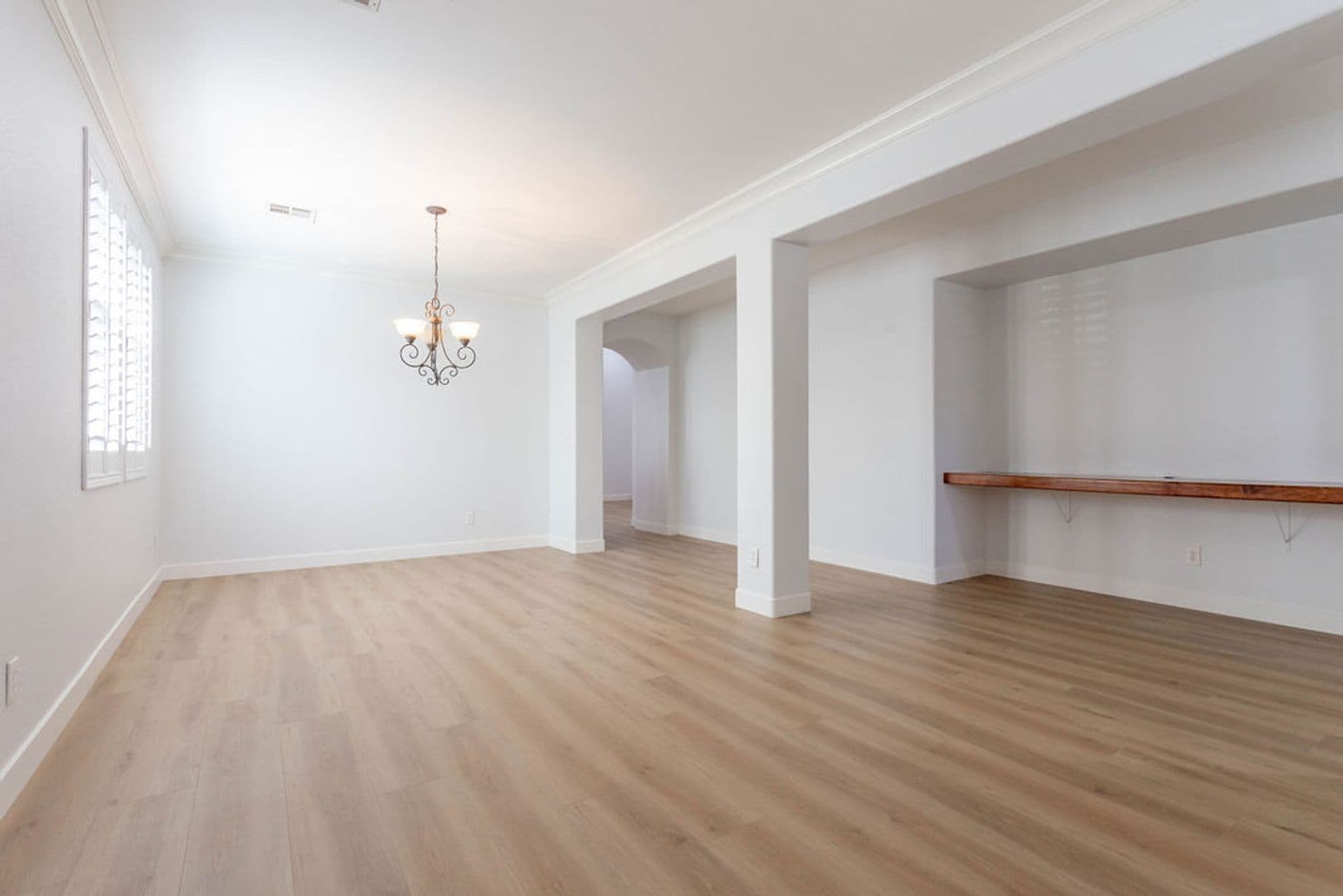 Las Vegas House: 9122 Sendero Ave