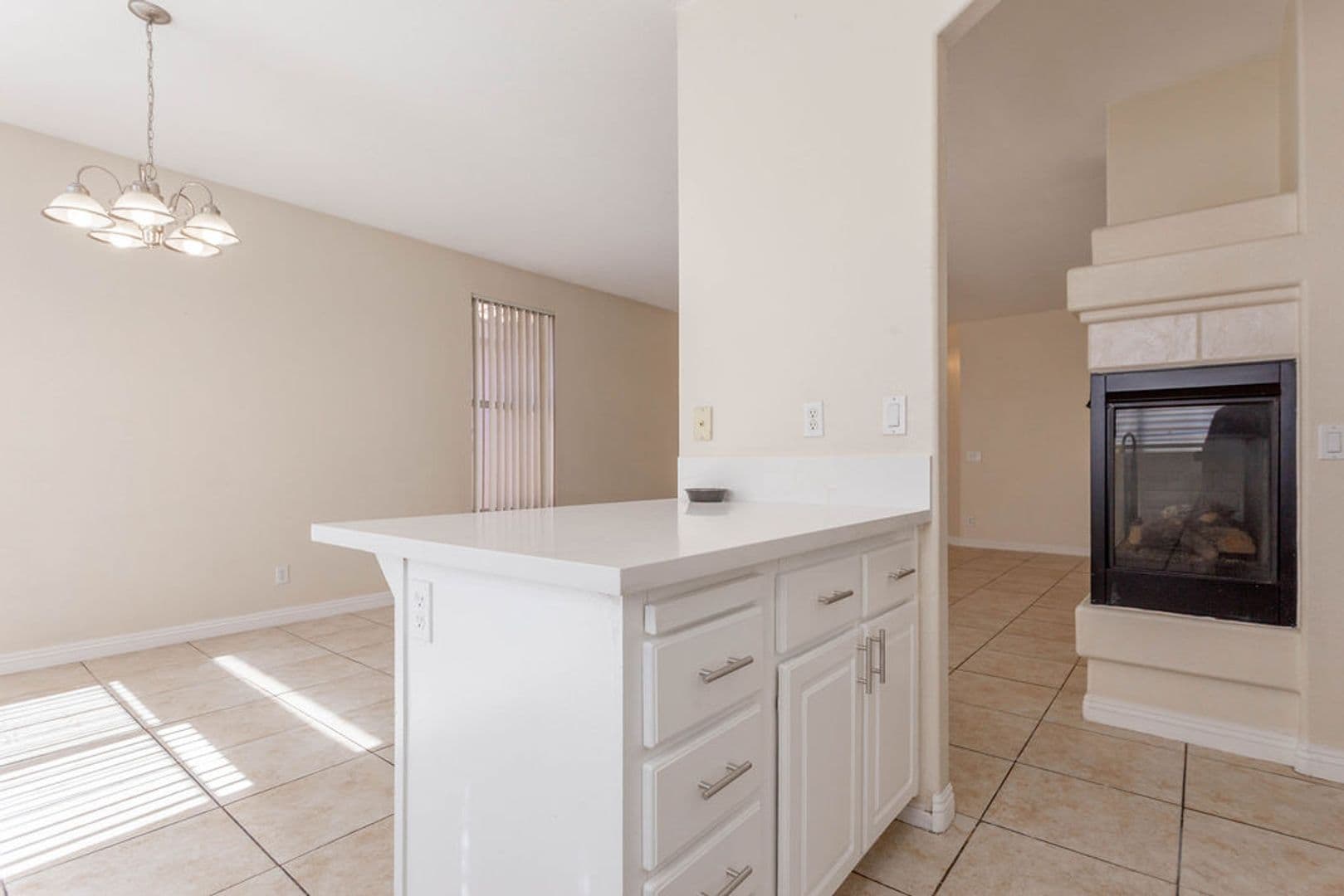 Henderson House: 1407 Hometown Ave