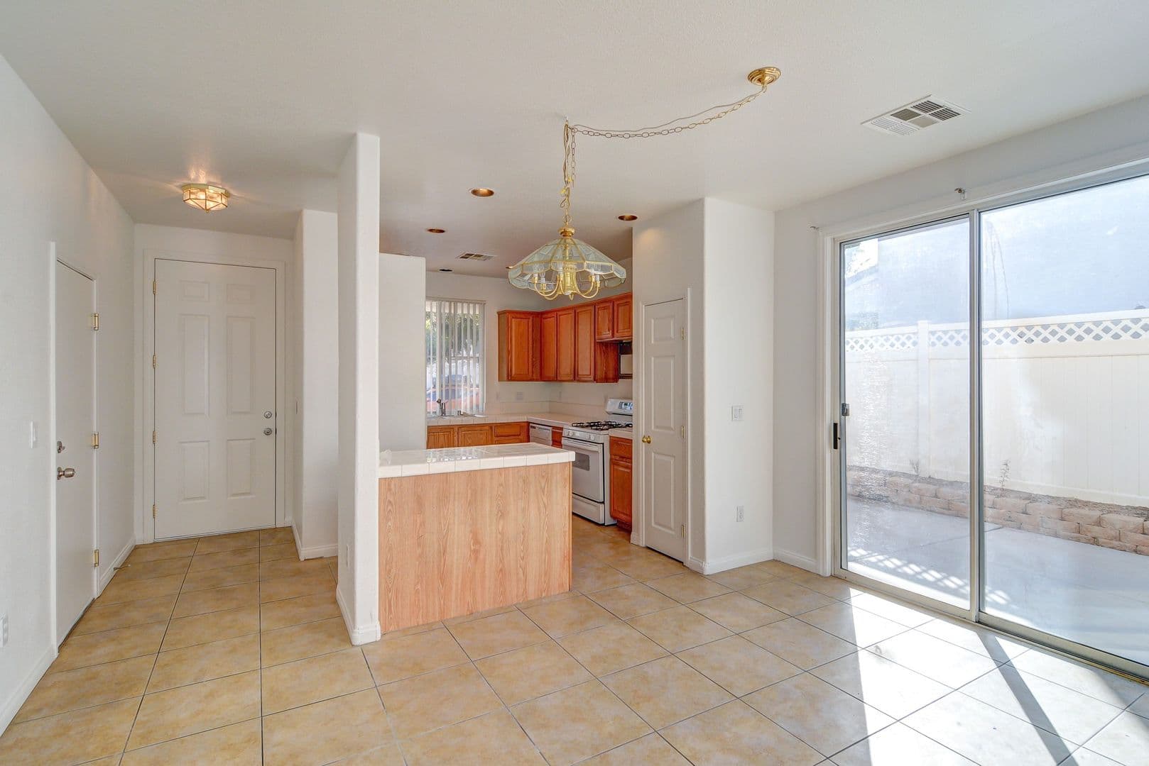 Las Vegas House: 6180 Bridgeport Hills Ave