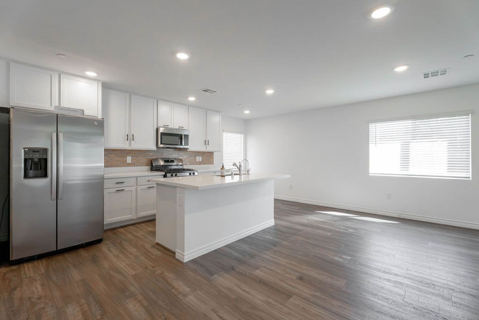 Las Vegas Townhome: 3541 Reserve Ct