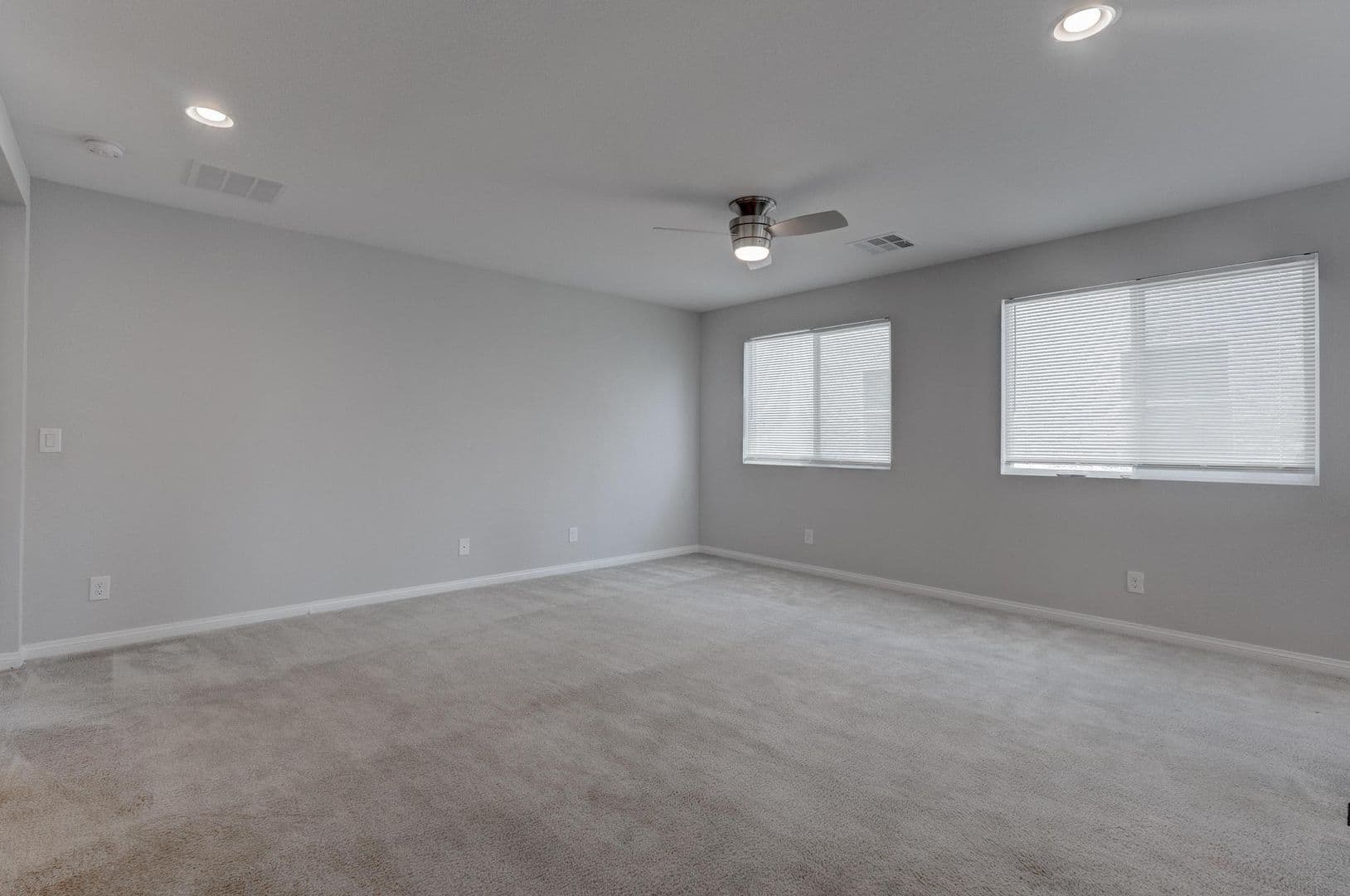 North Las Vegas House: 114 Manzanita Falls Ave