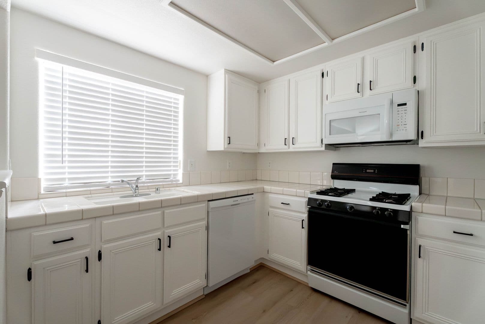 Henderson Condo: 356 Seine Way #356
