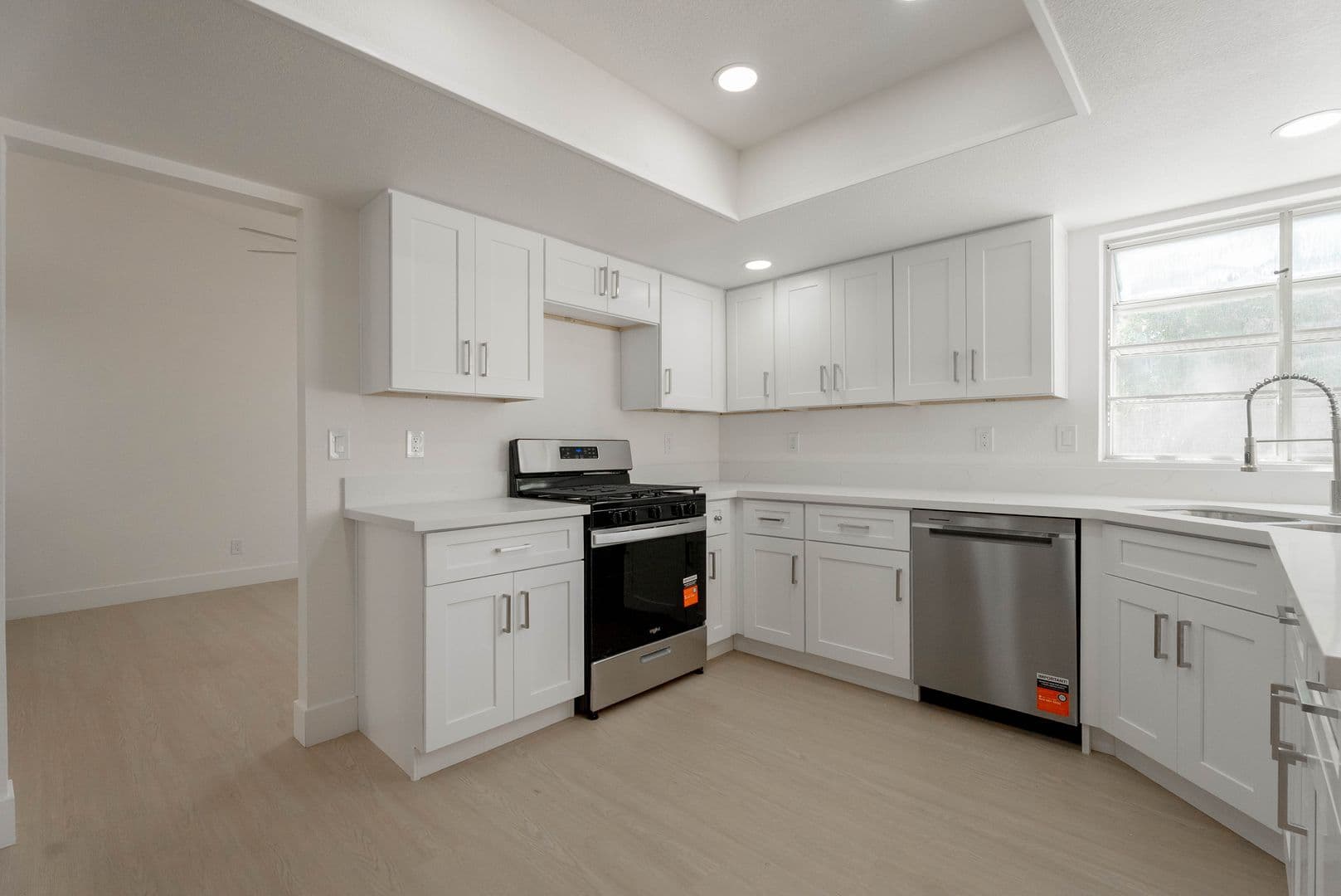 Henderson House: 2118 Fountain Springs Dr