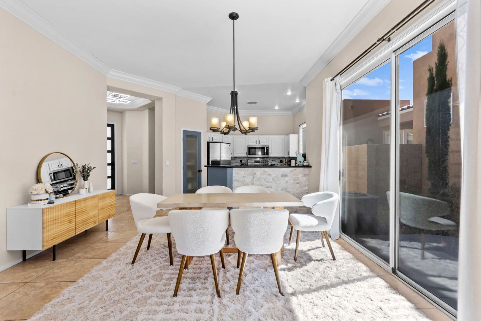 Las Vegas House: 174 Twin Towers Ave