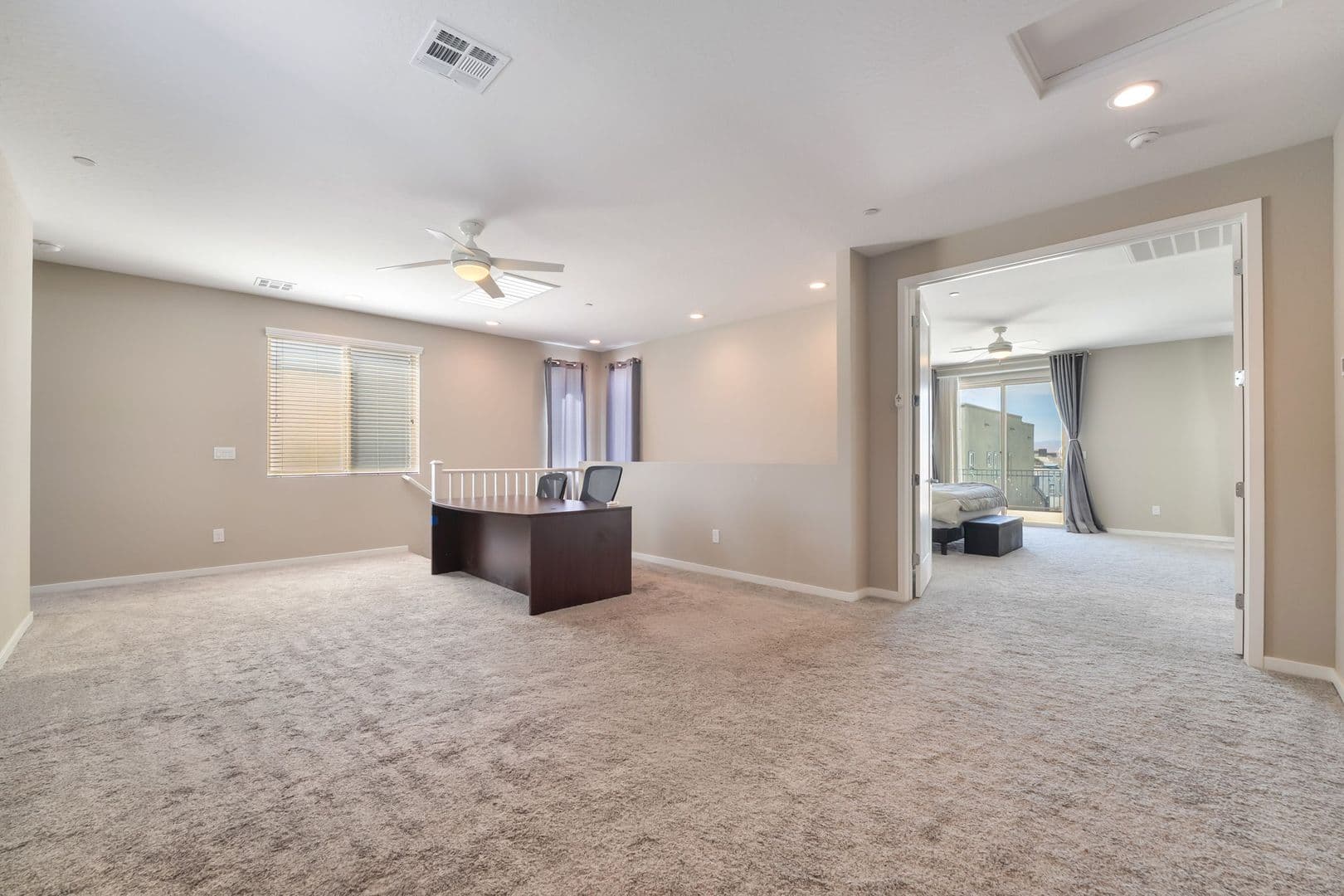 Henderson House: 813 Horizon Canyon Dr
